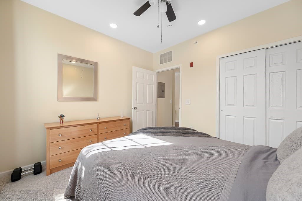 Condominium at 2109 Simeon Howard Way # 2109, Westborough MA 01581, Westborough, photo 13 of 40