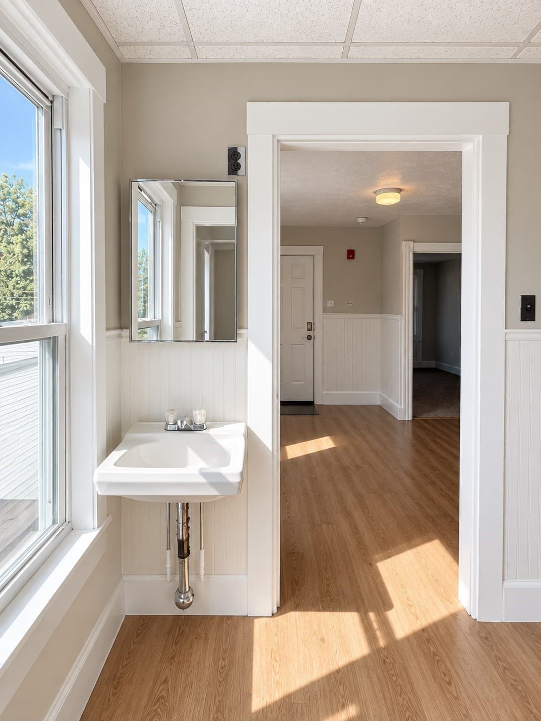 5-9 Family at 113 Spruce, Leominster MA 01453, Leominster, photo 7 of 23