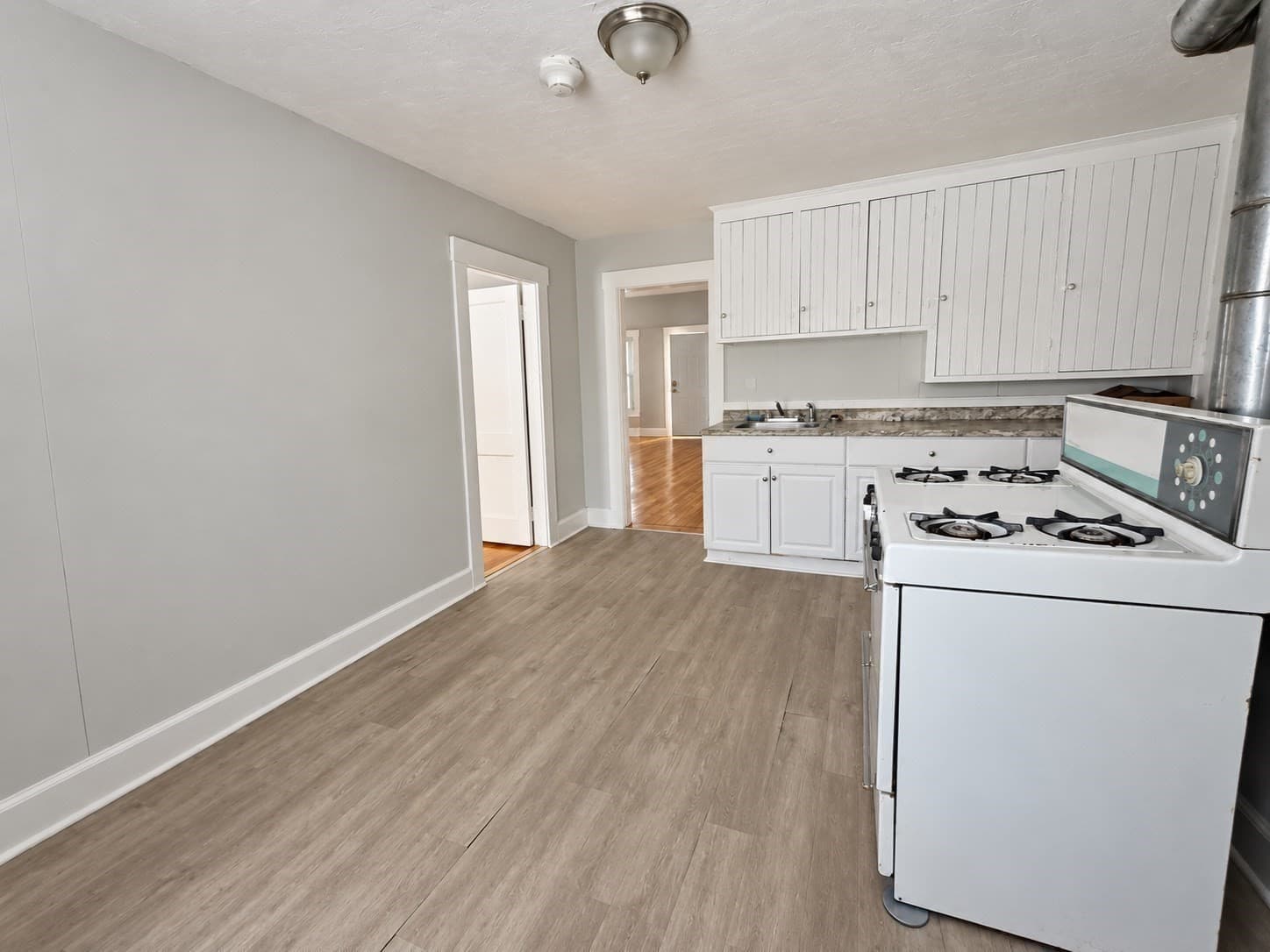 5-9 Family at 113 Spruce, Leominster MA 01453, Leominster, photo 18 of 23