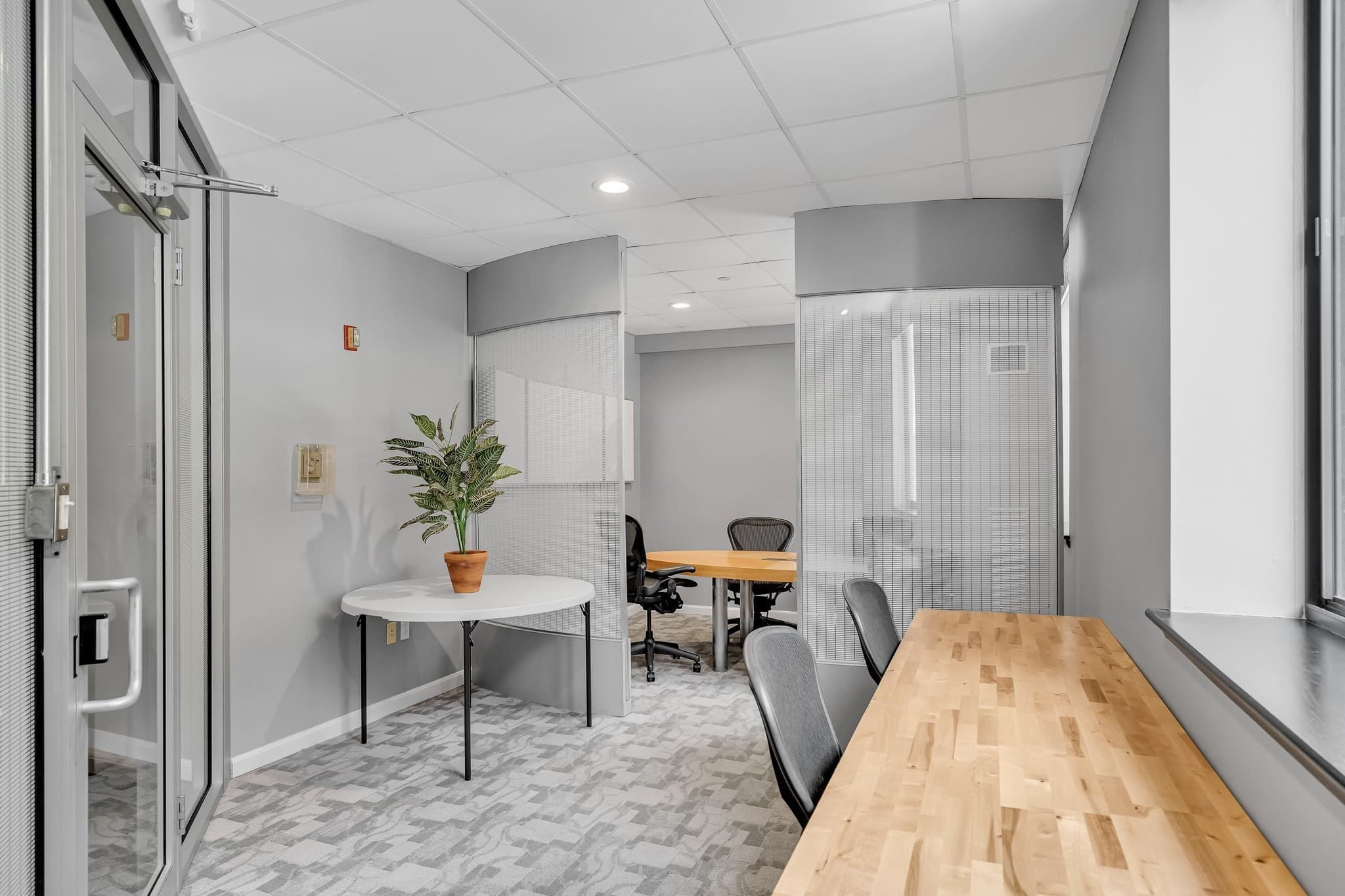 Condominium at 169 Monsignor Obrien Hwy # 309, Cambridge MA 02141, Cambridge, photo 32 of 39