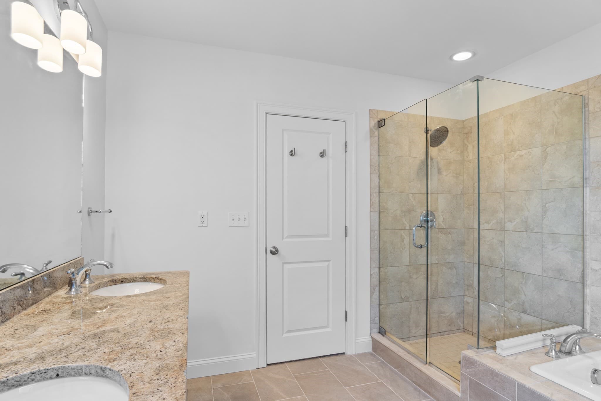 Condominium at 106 Johnson Woods Drive # 106, Reading MA 01867, Reading, photo 17 of 18