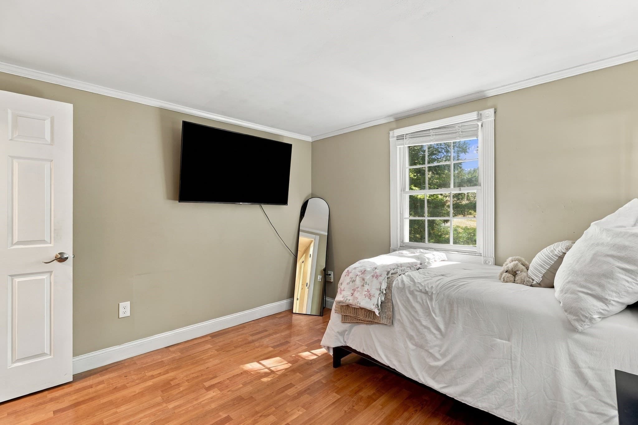 Single Family Residence at 117 Hunt Road, Chelmsford MA 01824, Chelmsford, photo 27 of 37
