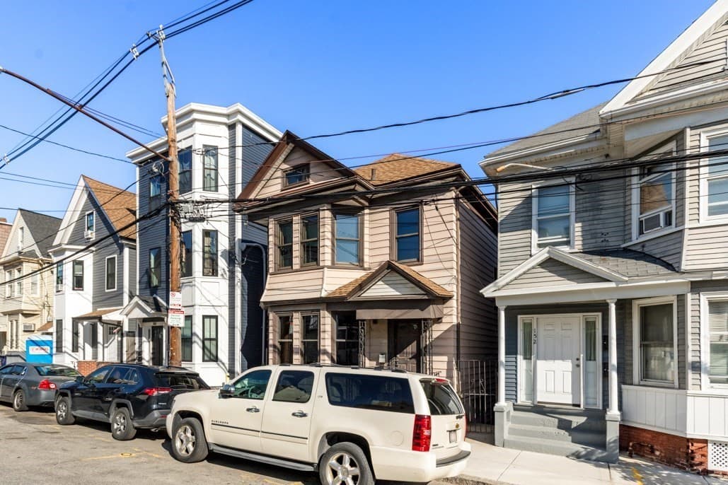 Single Family Residence at 150 Falcon St, Boston MA 02128, Boston, photo 25 of 26