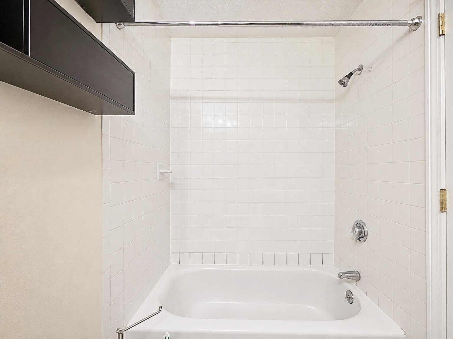 Condominium at 356-358 Main St # G2, Boston MA 02129, Boston, photo 26 of 38