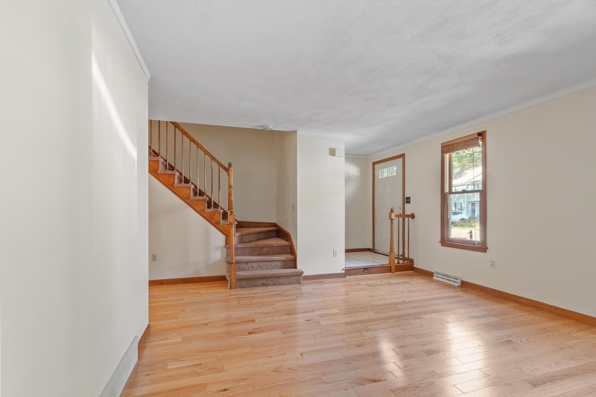 Condominium at 895 Wellman Avenue # 895, Chelmsford MA 01863, Chelmsford, photo 6 of 38