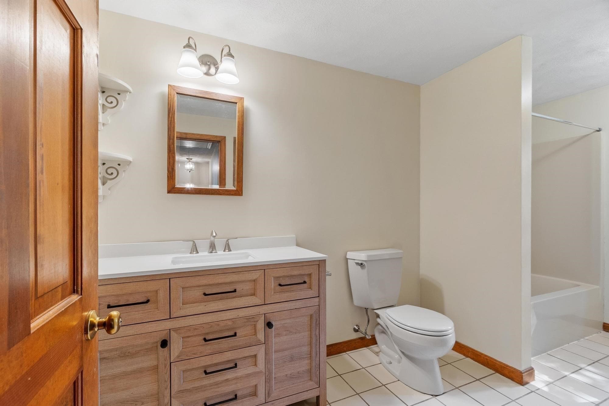 Condominium at 895 Wellman Avenue # 895, Chelmsford MA 01863, Chelmsford, photo 20 of 38