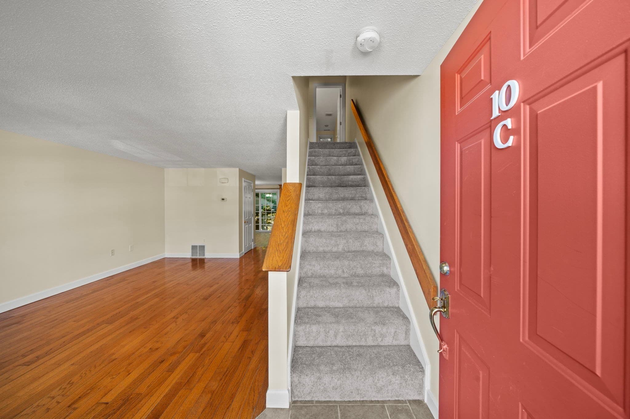 Condominium at 10 Oliver # C, Haverhill MA 01832, Haverhill, photo 7 of 33