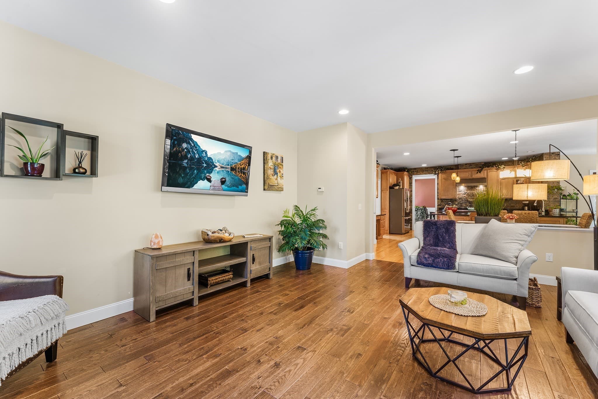 Single Family Residence at 32 Howarth Dr, Upton MA 01568, Upton, photo 13 of 42