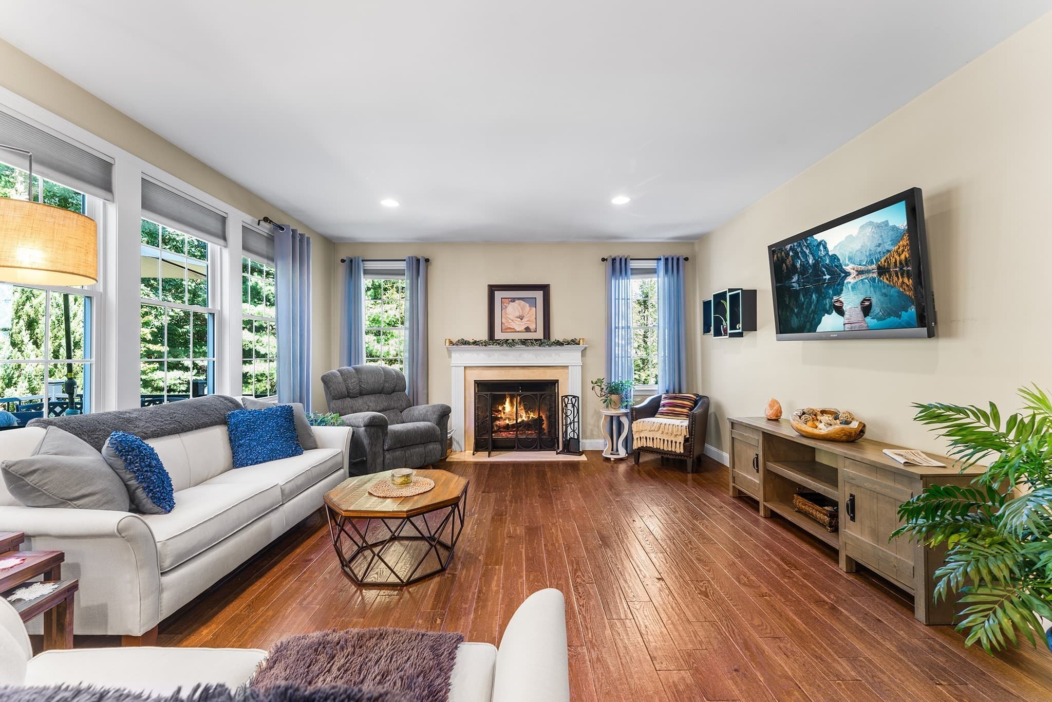 Single Family Residence at 32 Howarth Dr, Upton MA 01568, Upton, photo 12 of 42