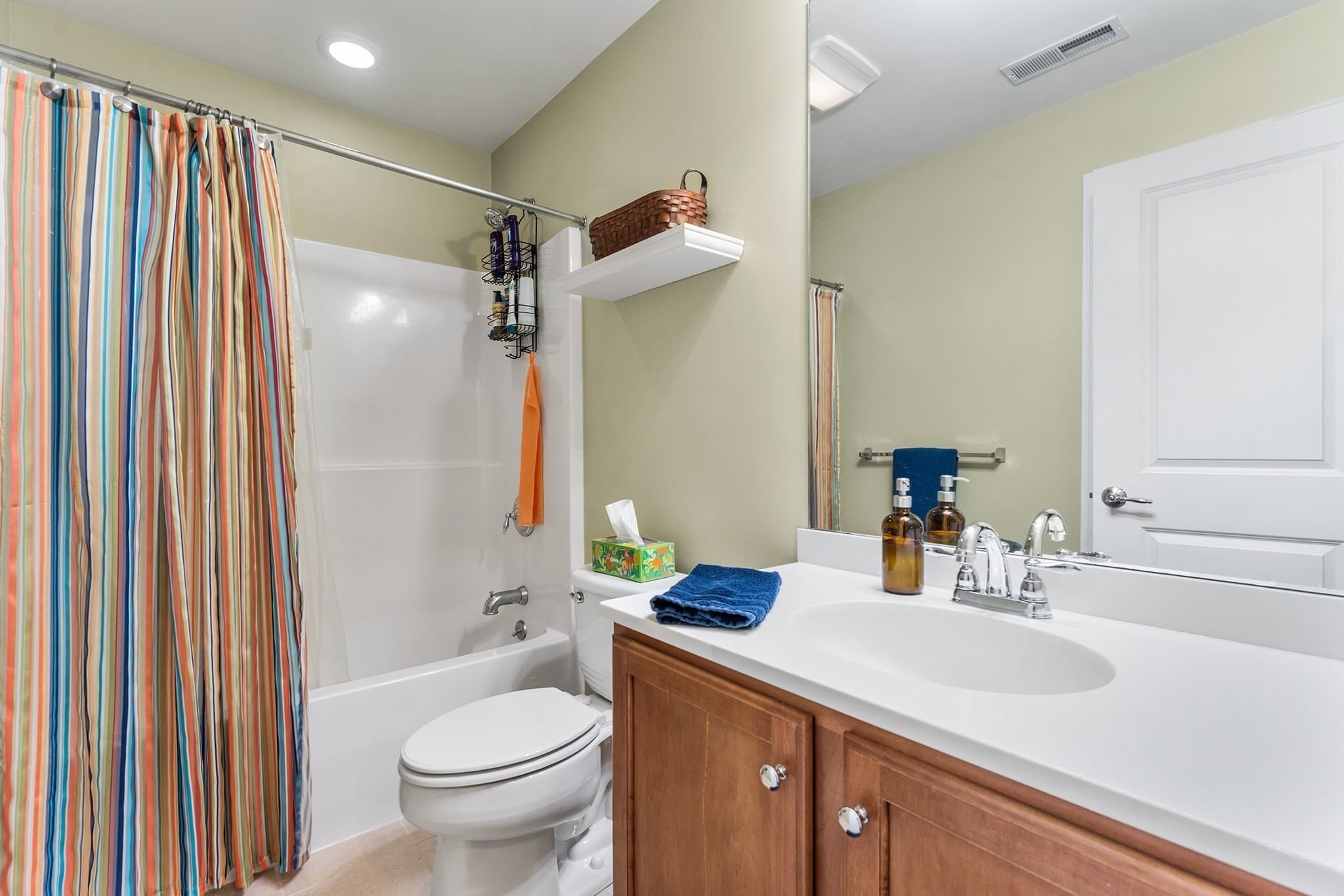 Single Family Residence at 32 Howarth Dr, Upton MA 01568, Upton, photo 26 of 42