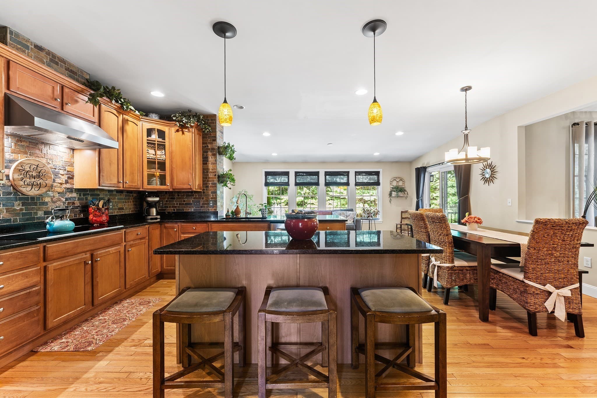 Single Family Residence at 32 Howarth Dr, Upton MA 01568, Upton, photo 9 of 42