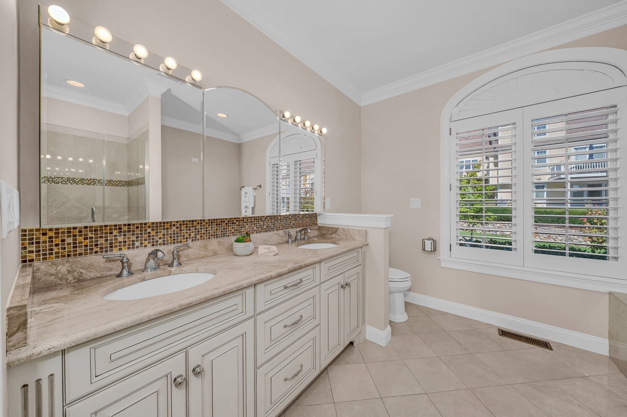 Condominium at 31 Ivana Dr # 31, Andover MA 01810, Andover, photo 14 of 37