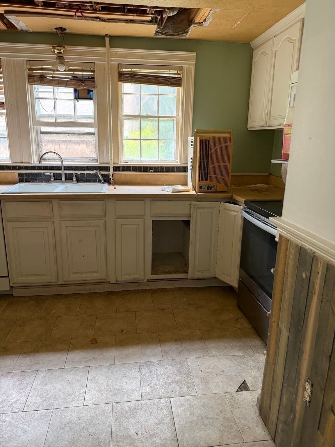 2 Family - 2 Units Side by Side at 76 Main Street, Grafton MA 01560, Grafton, photo 27 of 42