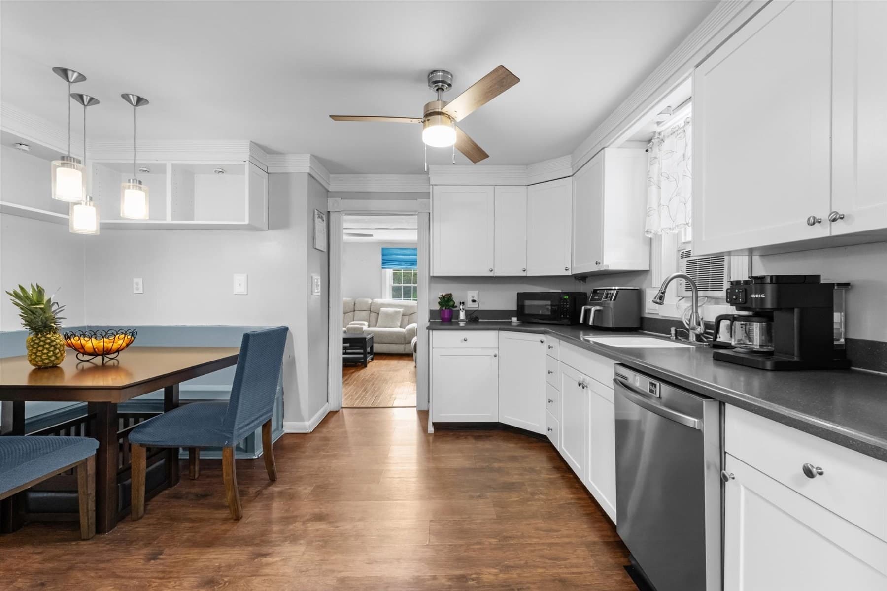 Single Family Residence at 191 Pleasant St, Leominster MA 01453, Leominster, photo 4 of 24