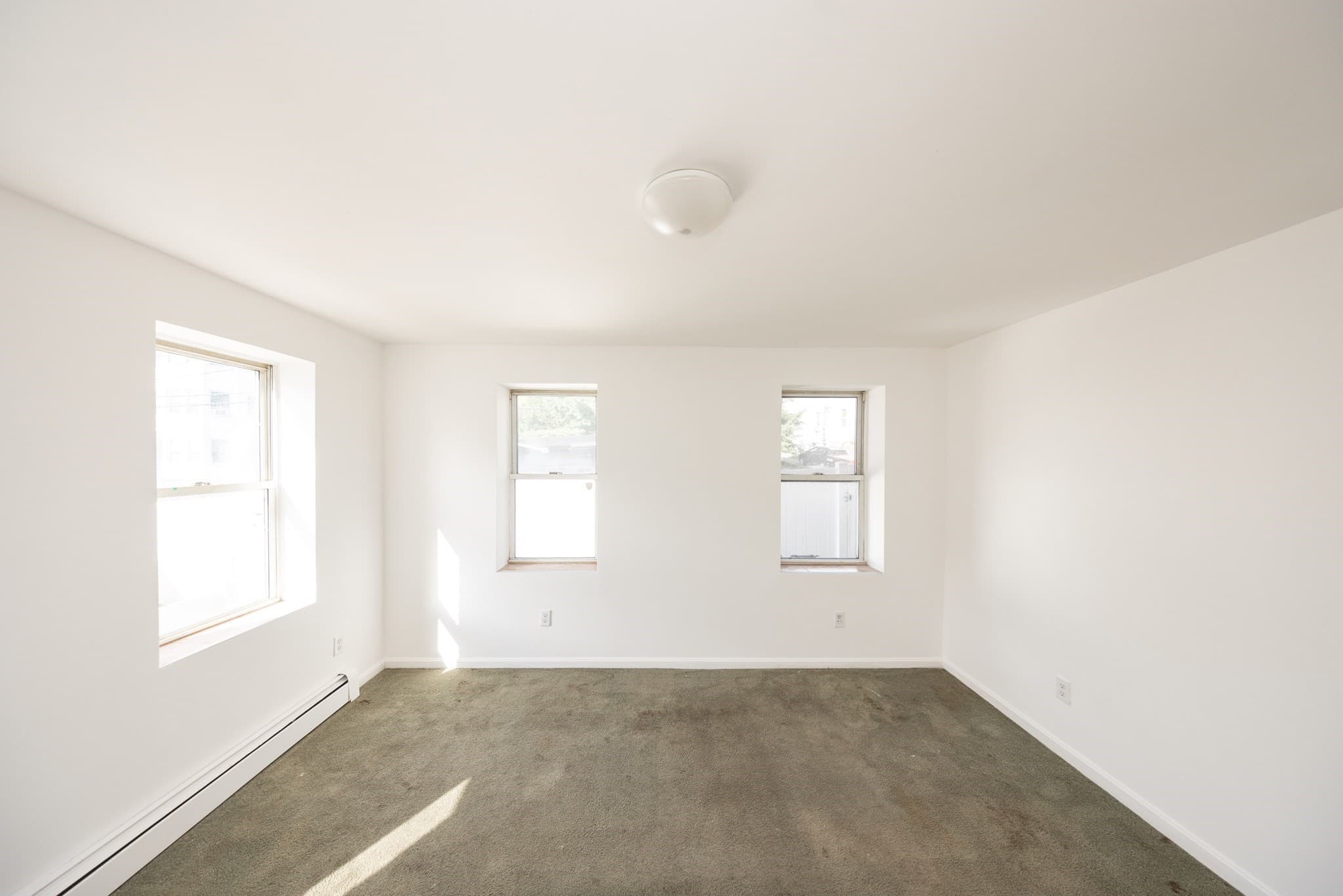 3 Family at 151 Mechanic Street, Fitchburg MA 01420, Fitchburg, photo 10 of 35