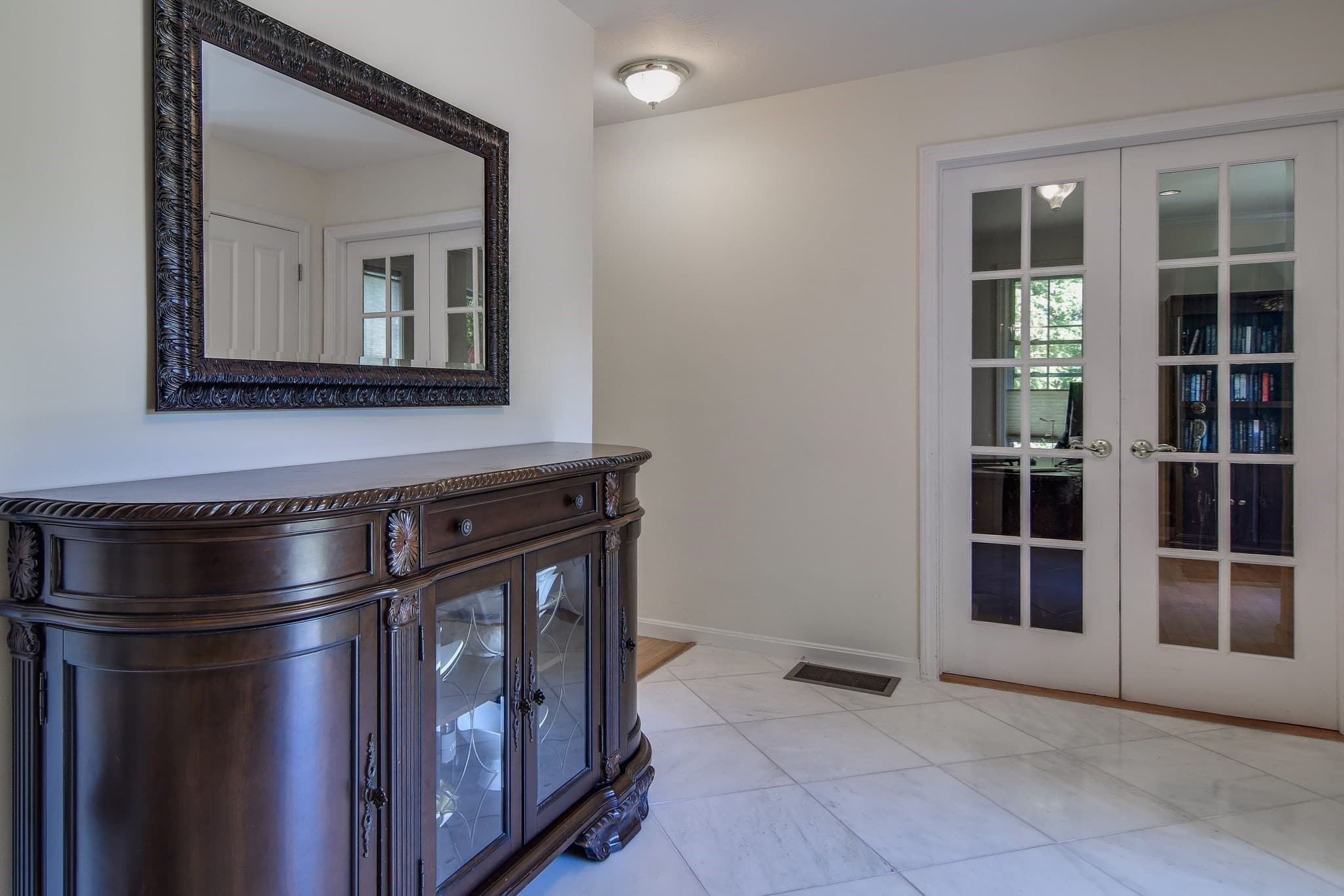 Single Family Residence at 18 Pilgrim Rd, Ashland MA 01721, Ashland, photo 6 of 30