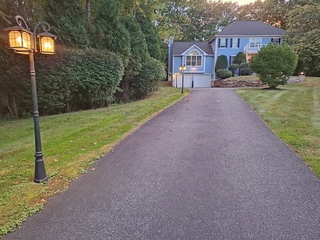 Single Family Residence at 18 Pilgrim Rd, Ashland MA 01721, Ashland, photo 4 of 30