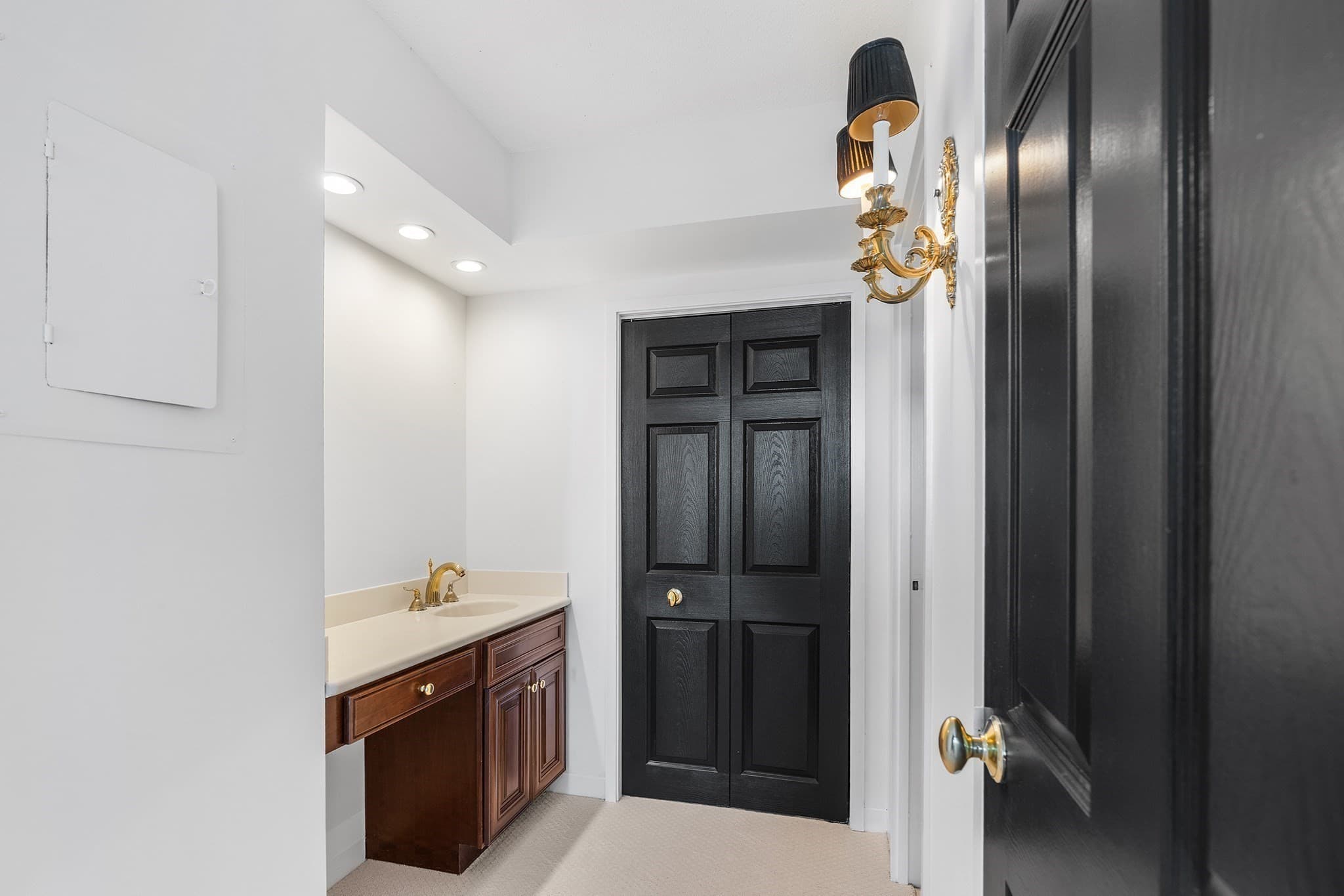 Condominium at 250 Hammond Pond Pkwy # 1006N, Newton MA 02467, Newton, photo 17 of 40