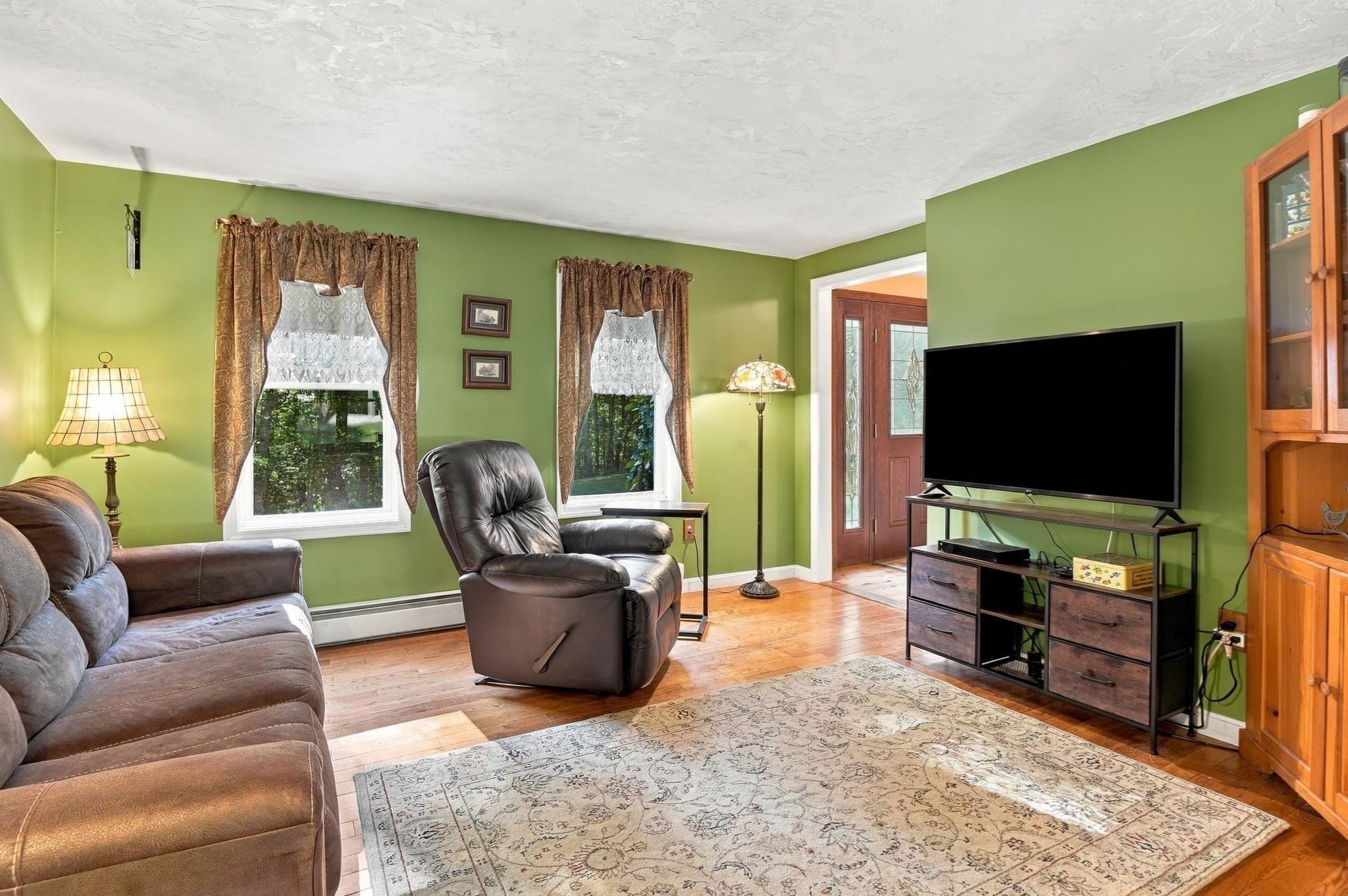 Single Family Residence at 10 Flaxfield Road, Dudley MA 01571, Dudley, photo 10 of 42