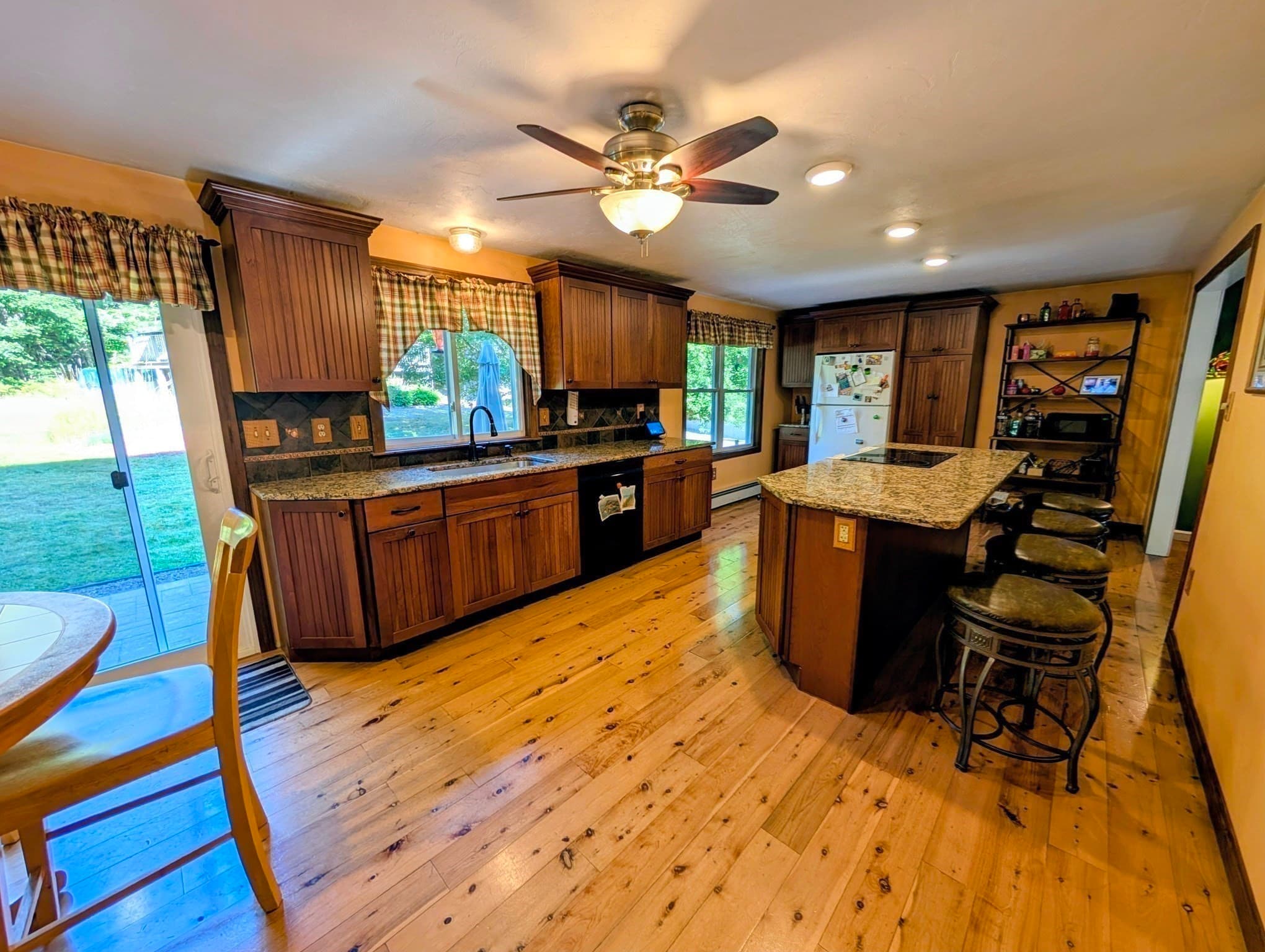 Single Family Residence at 10 Flaxfield Road, Dudley MA 01571, Dudley, photo 35 of 42