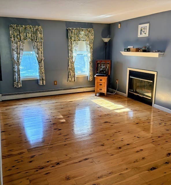 Single Family Residence at 10 Flaxfield Road, Dudley MA 01571, Dudley, photo 4 of 42