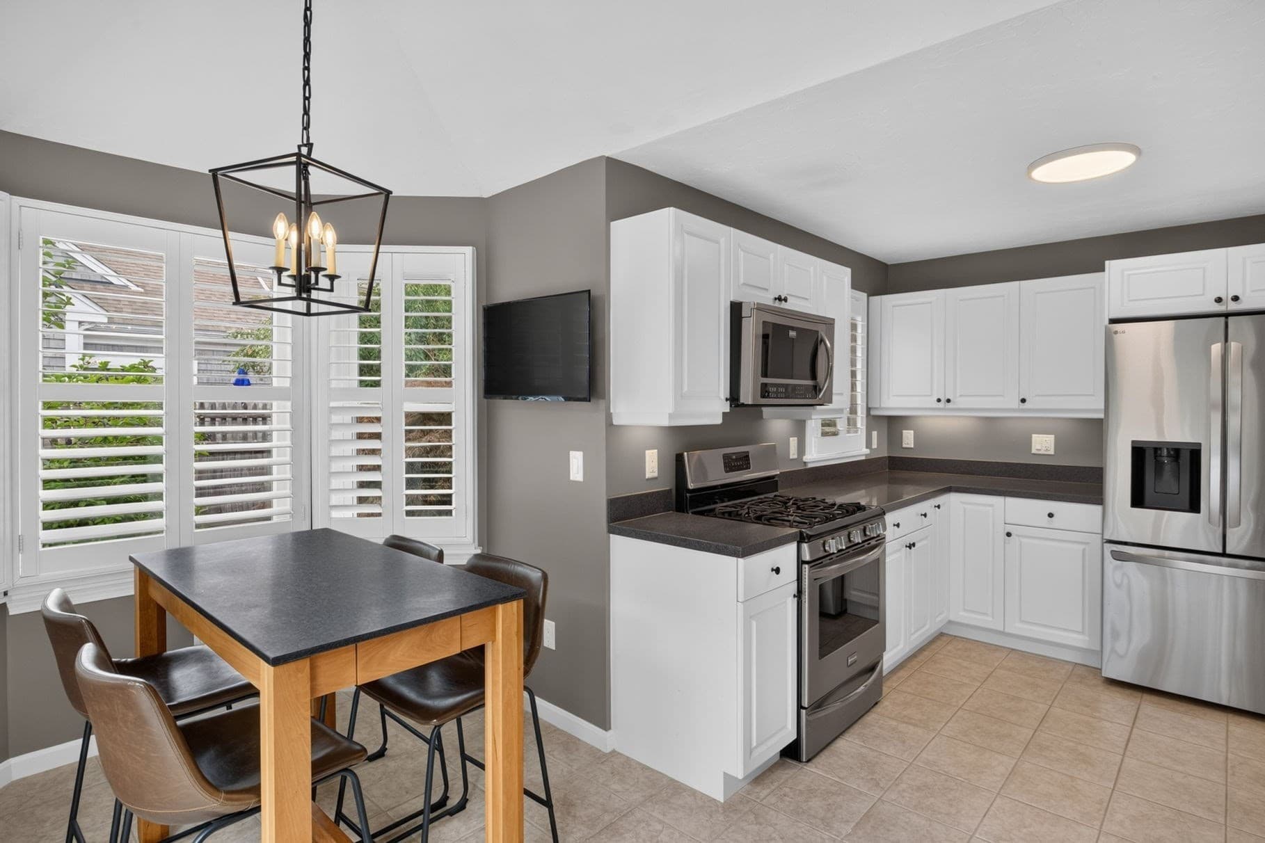 Condominium at 16 Latham Wood # 16, Plymouth MA 02360, Plymouth, photo 13 of 39