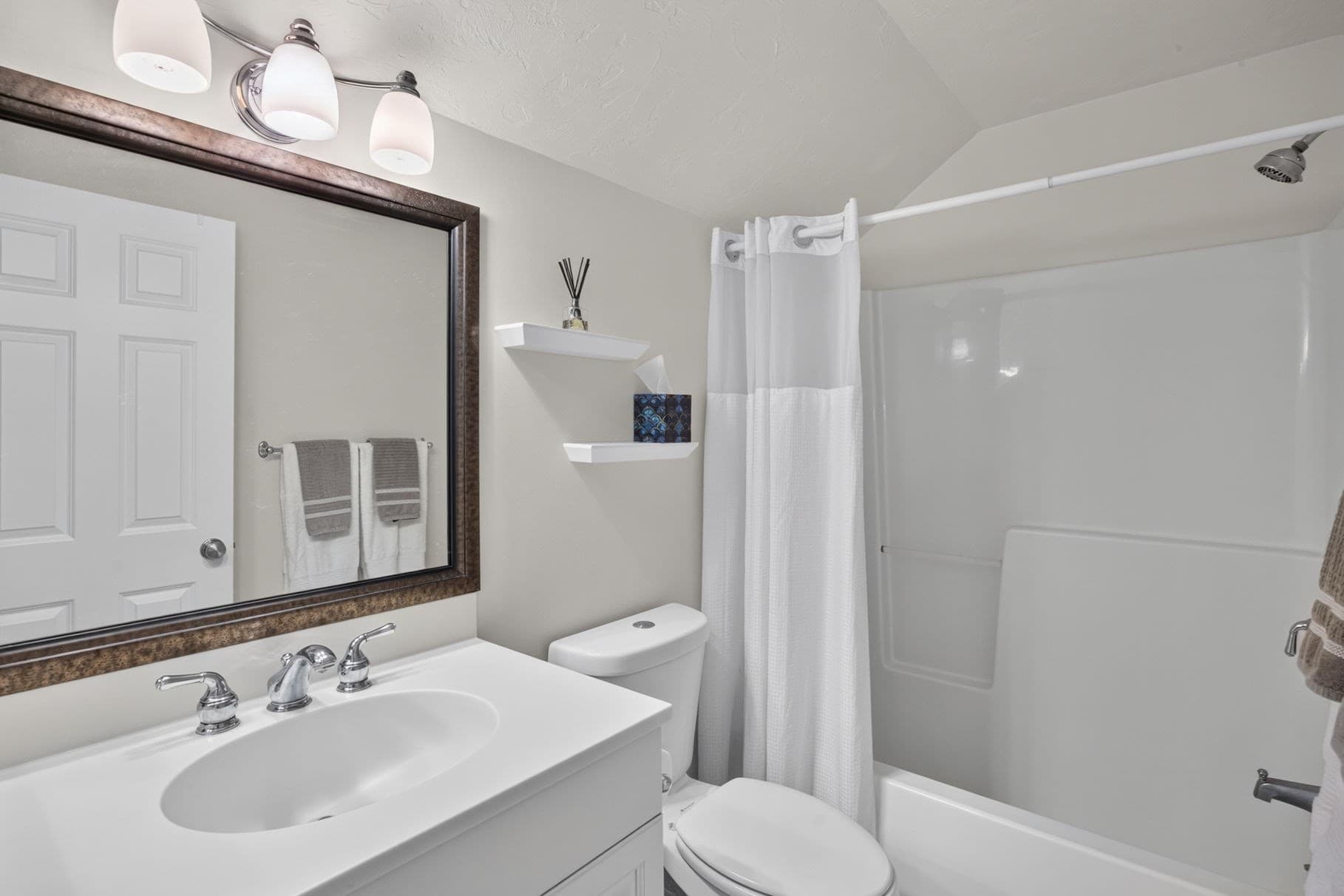 Condominium at 16 Latham Wood # 16, Plymouth MA 02360, Plymouth, photo 31 of 39