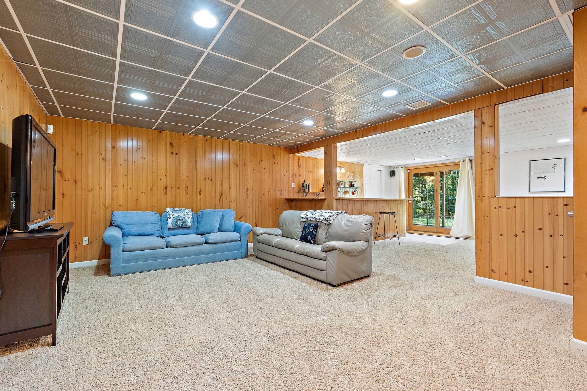 Single Family Residence at 14 Annie Moore Road, Bolton MA 01740, Bolton, photo 27 of 38