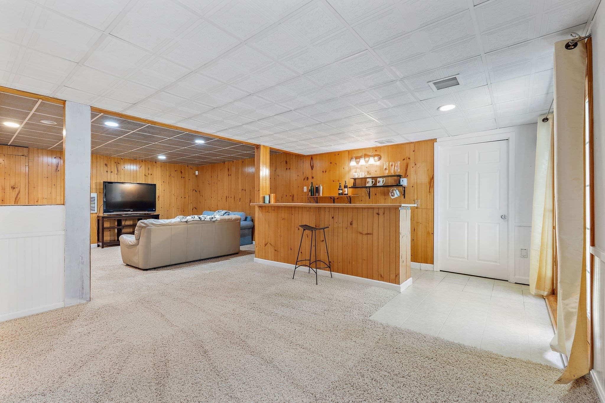 Single Family Residence at 14 Annie Moore Road, Bolton MA 01740, Bolton, photo 28 of 38