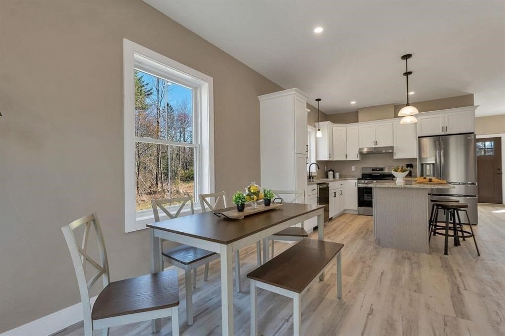 Condex at 669 High St # 6, Candia NH 03034, Candia, photo 7 of 31
