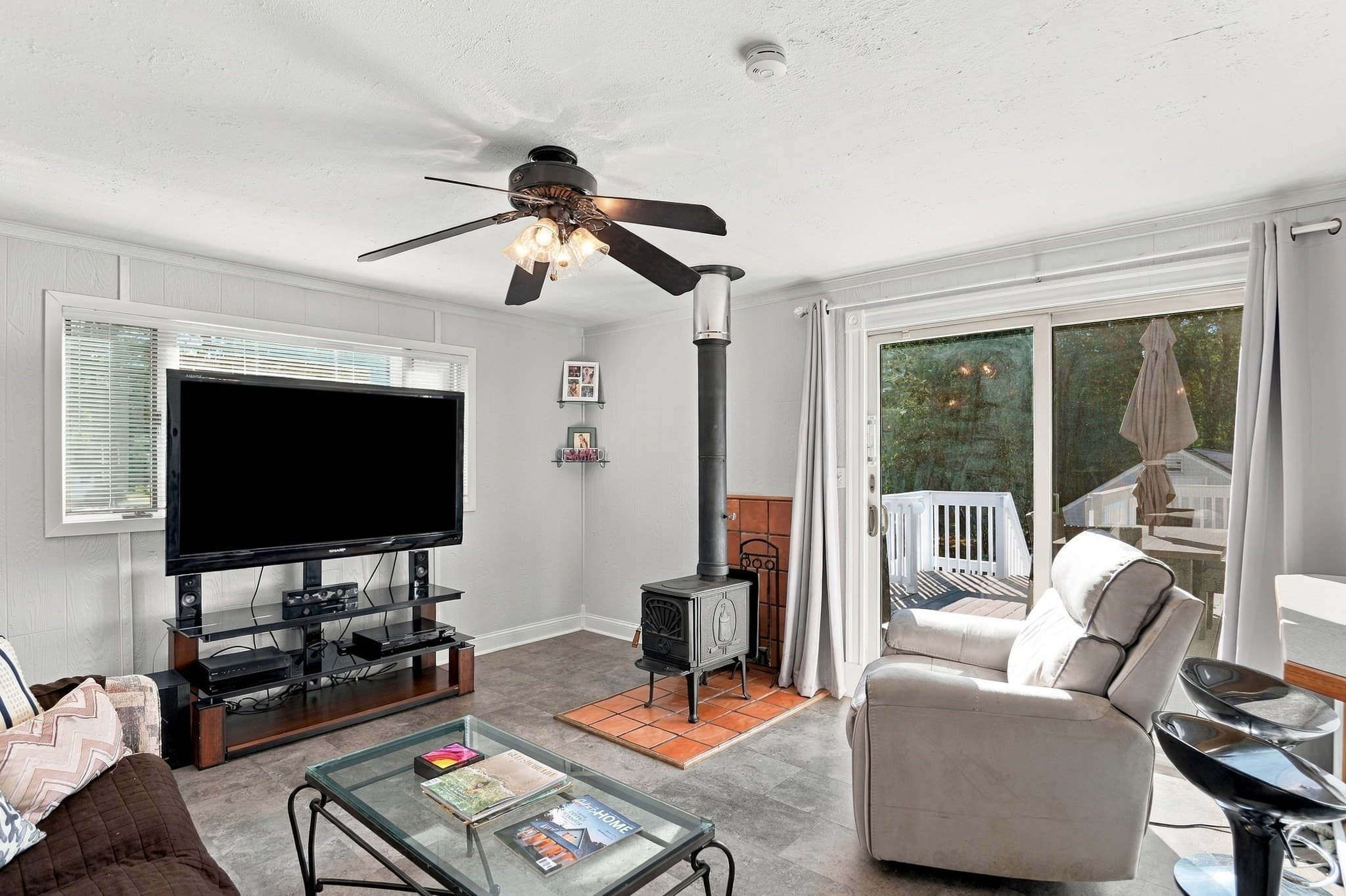 Single Family Residence at 6 Ashdale Drive, Billerica MA 01862, Billerica, photo 13 of 42