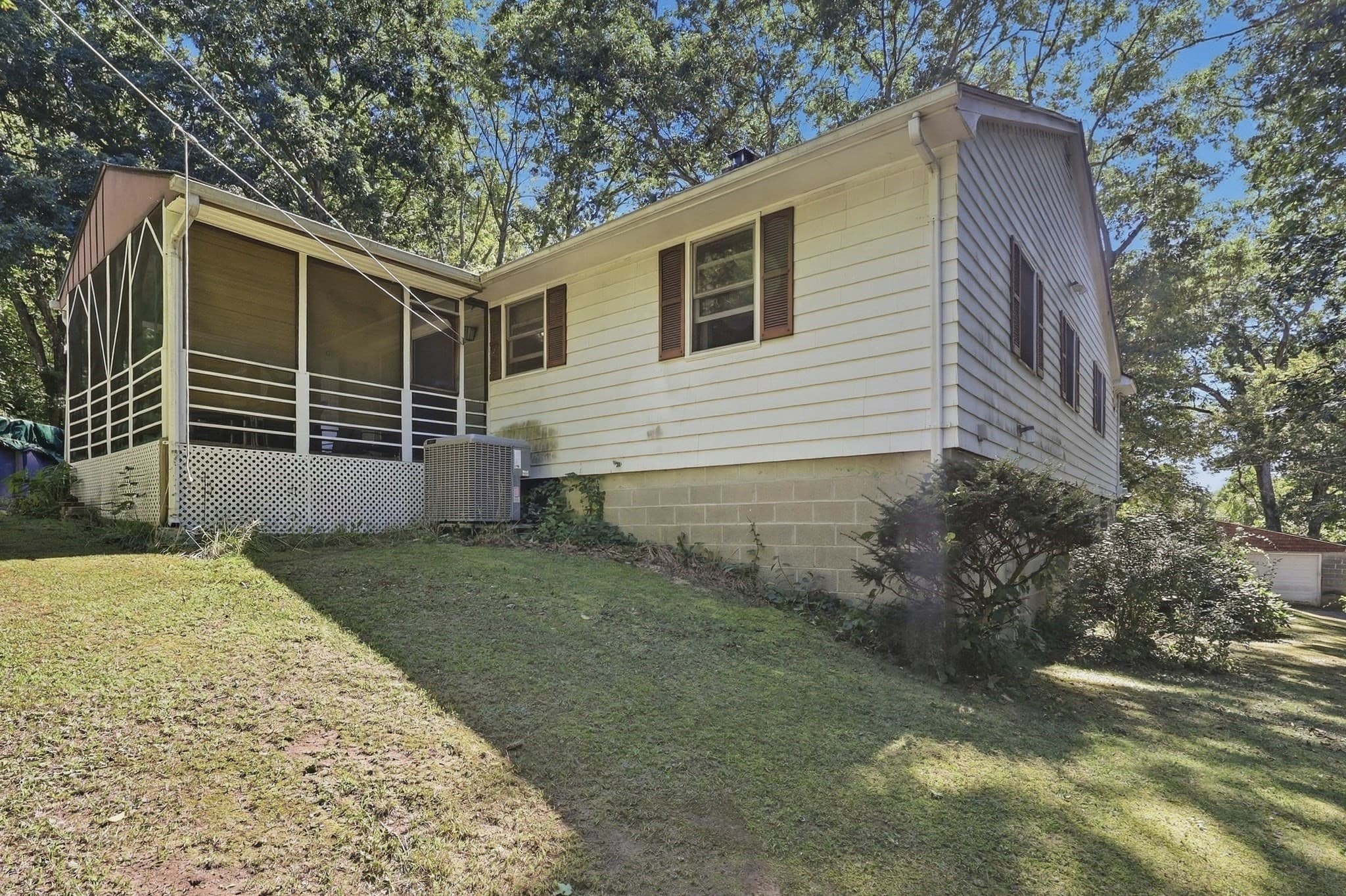Single Family Residence at 5 Donna Lane, Dudley MA 01571, Dudley, photo 34 of 35
