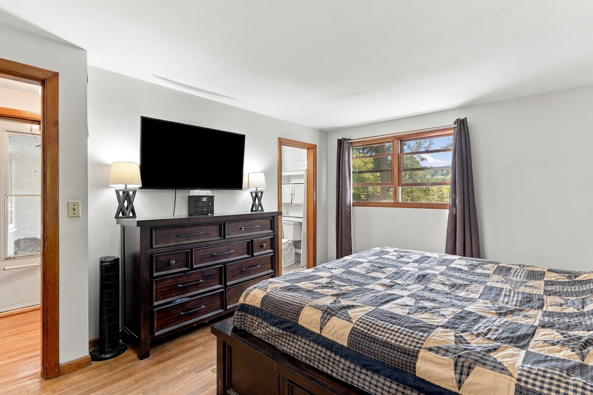 Single Family Residence at 5 Donna Lane, Dudley MA 01571, Dudley, photo 14 of 35