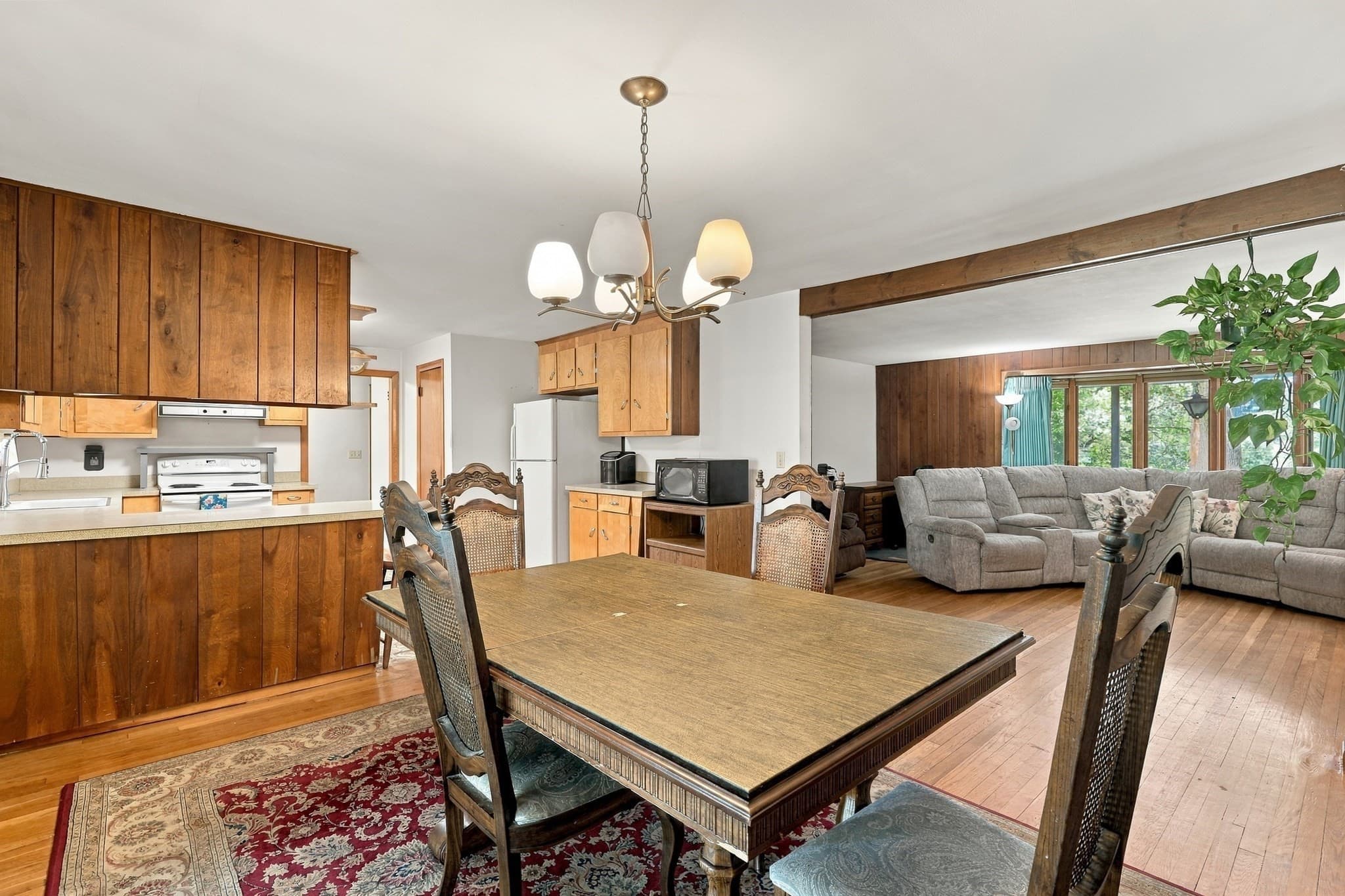 Single Family Residence at 5 Donna Lane, Dudley MA 01571, Dudley, photo 11 of 35
