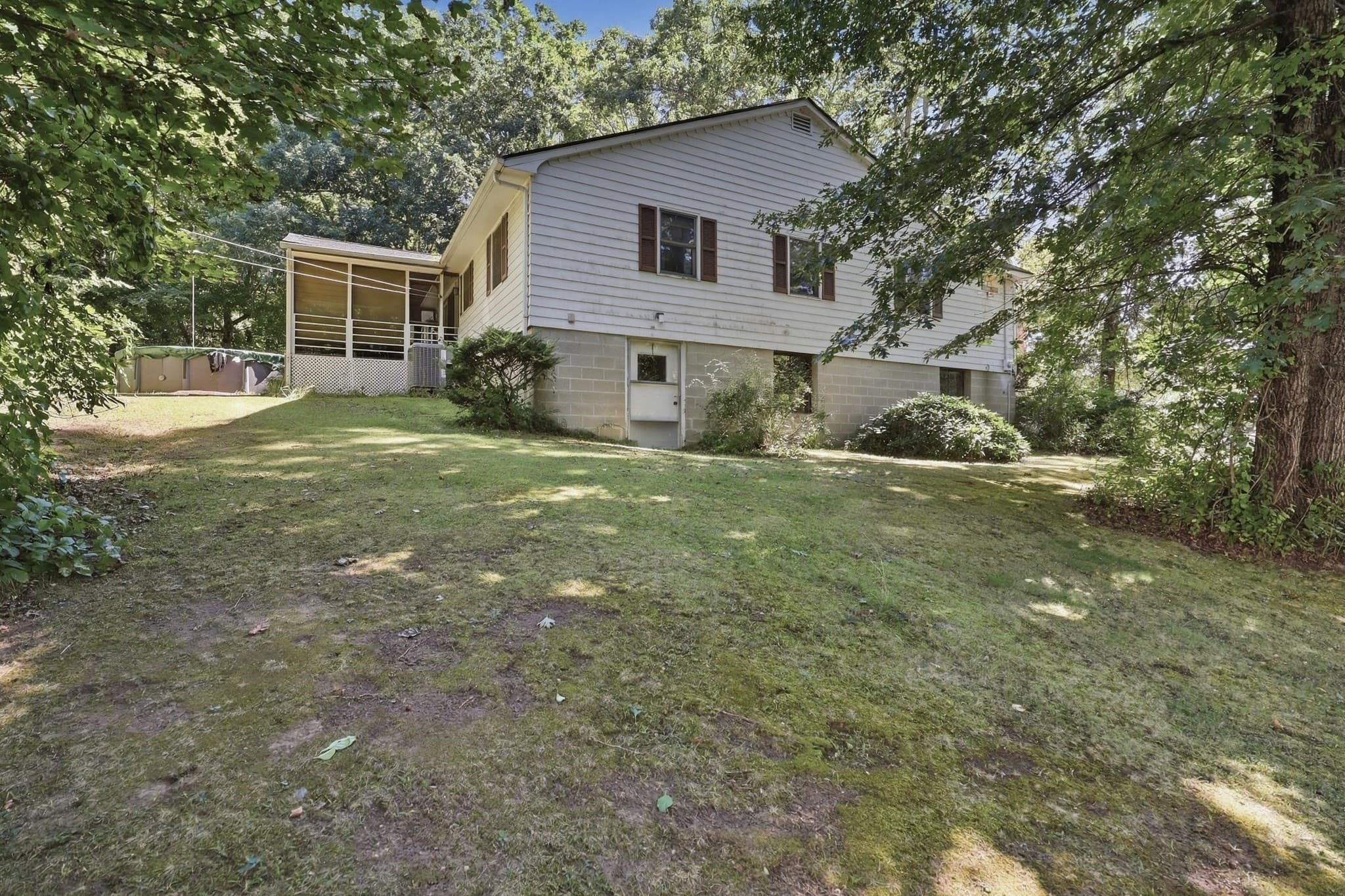 Single Family Residence at 5 Donna Lane, Dudley MA 01571, Dudley, photo 35 of 35