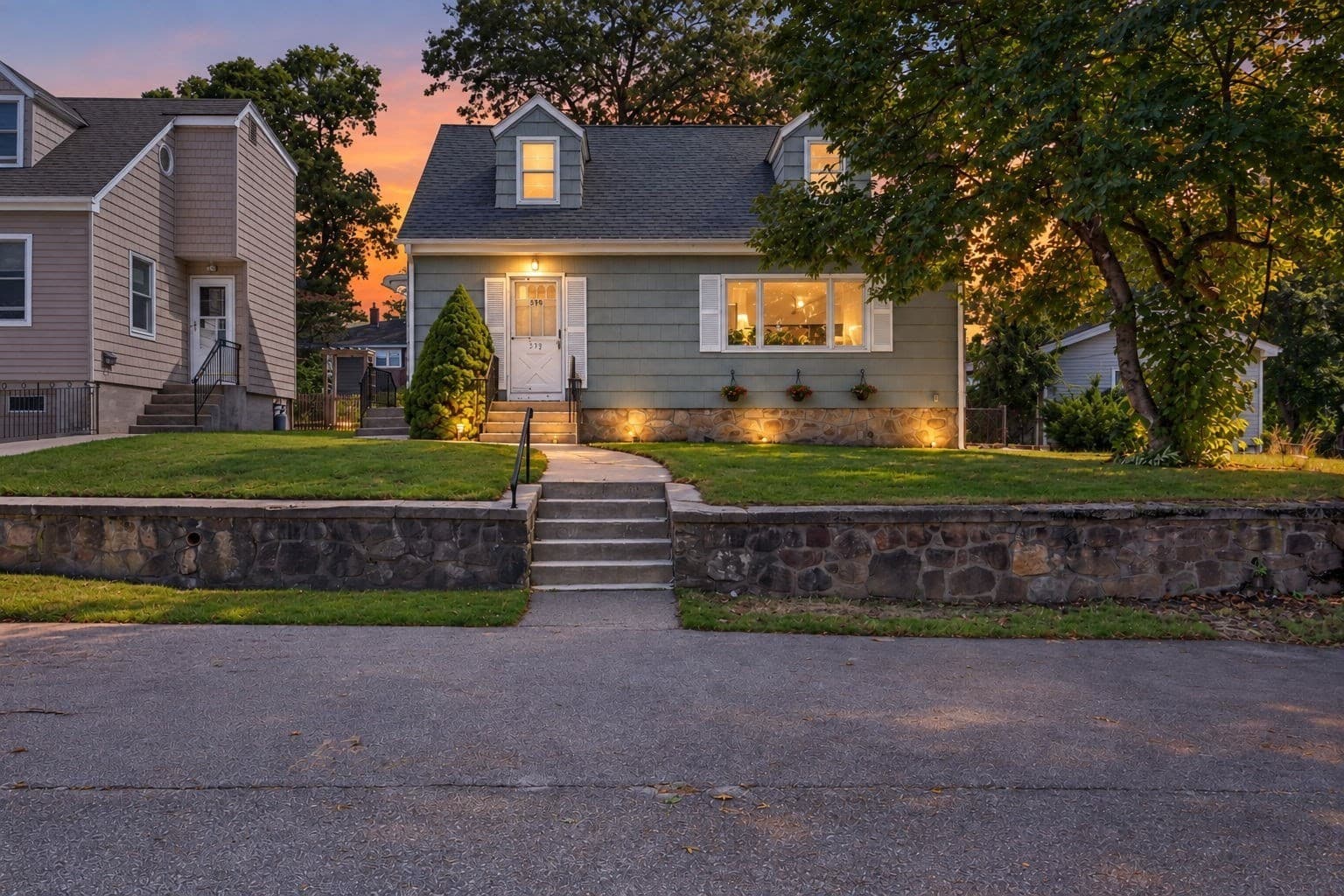 539 Summer Pl, Blackstone MA 01504