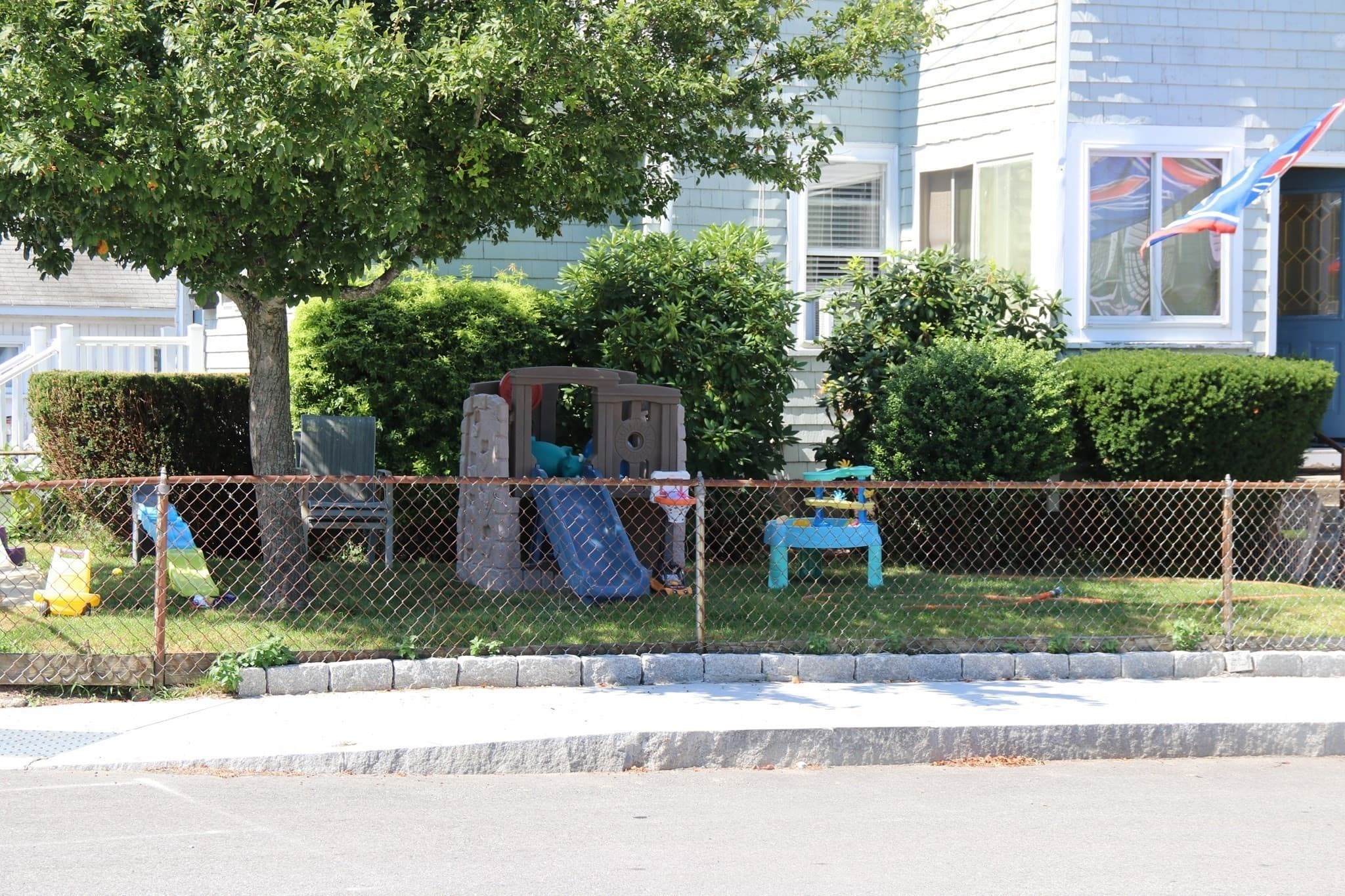 2 Family - 2 Units Up/Down at 21 Hudson Street, Quincy MA 02169, Quincy, photo 7 of 10