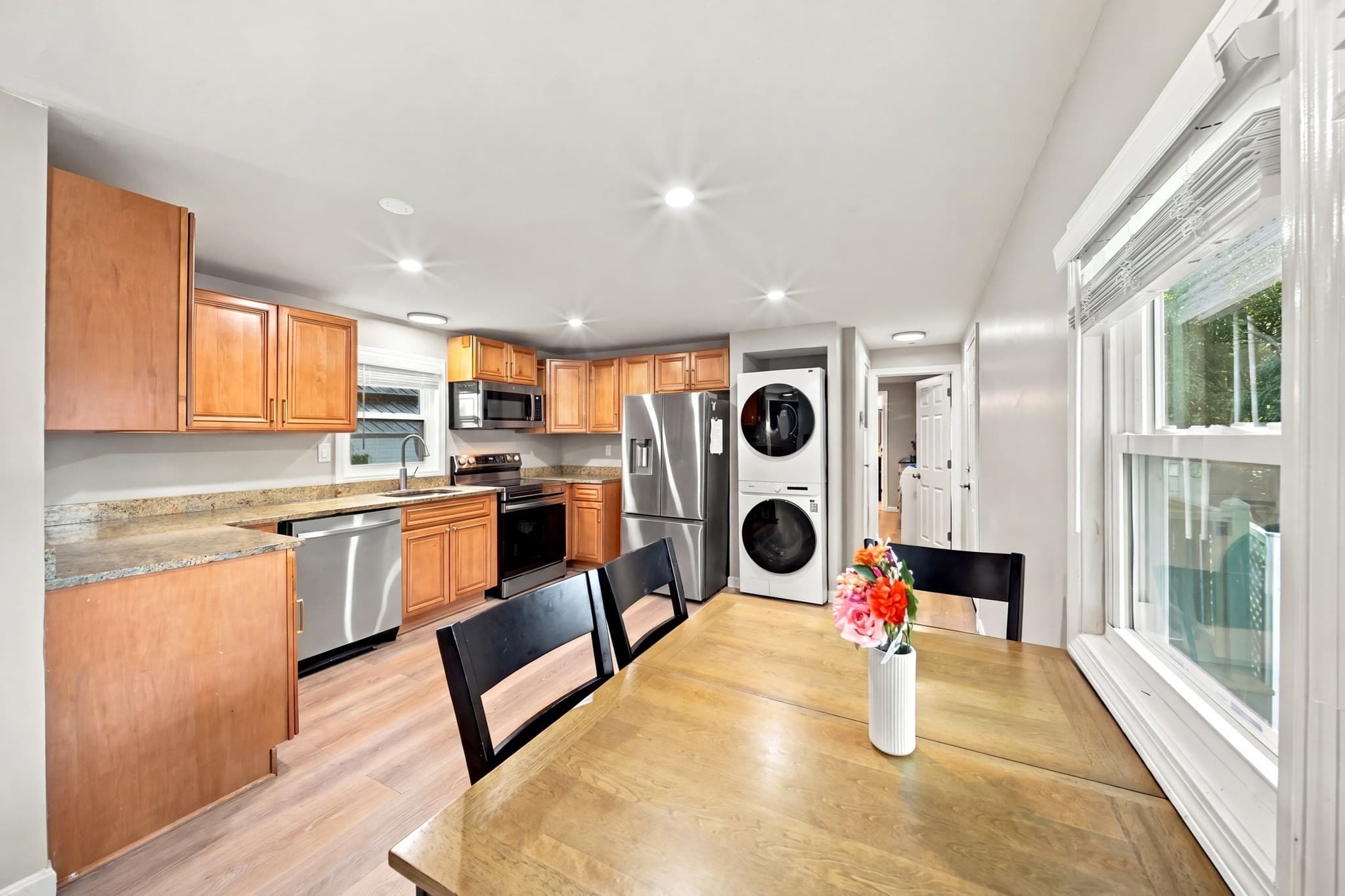 Mobile Home at 176 Lakeview Street, Tewksbury MA 01876, photo 7 of 21