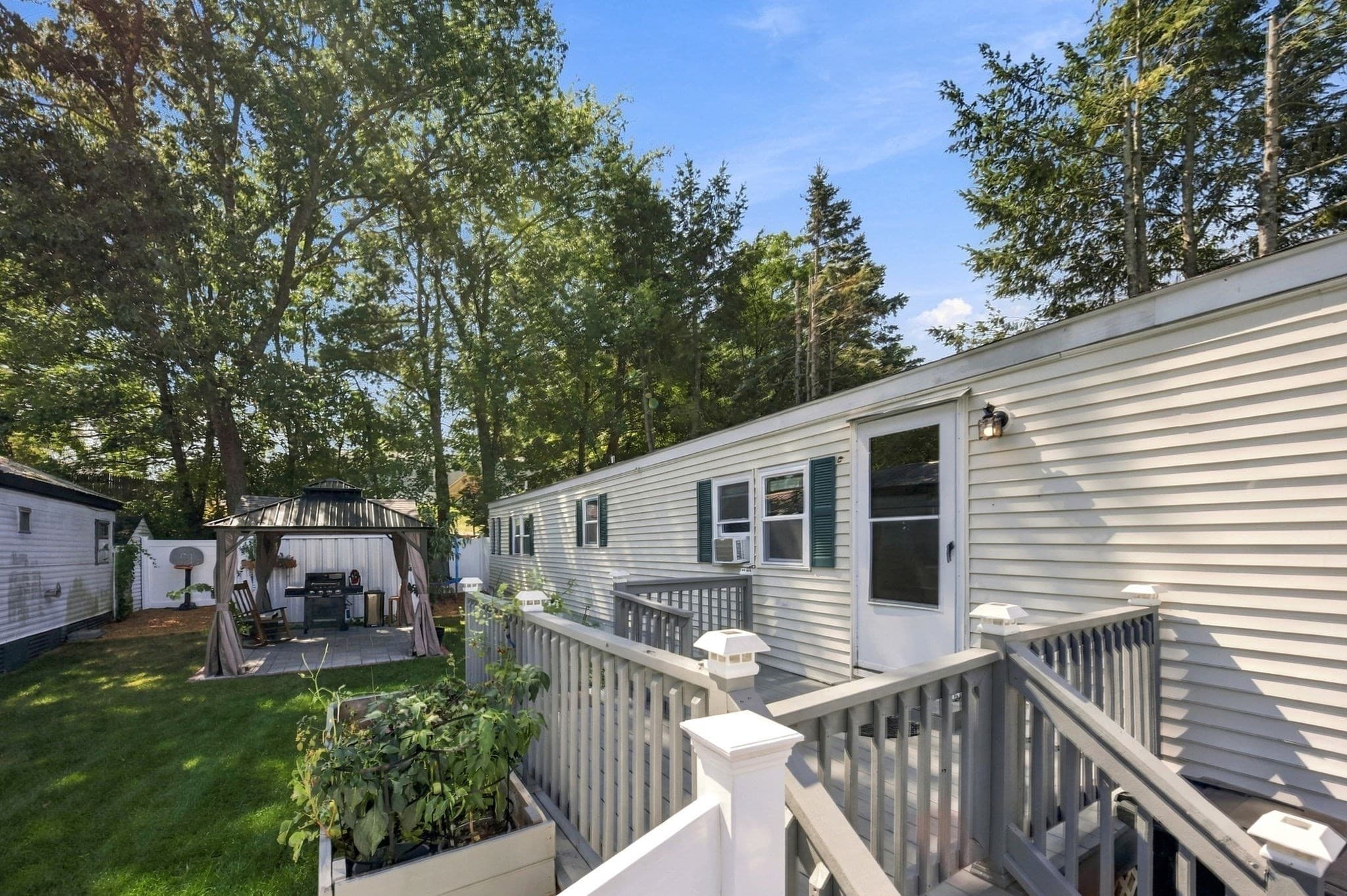 Mobile Home at 176 Lakeview Street, Tewksbury MA 01876, photo 14 of 21