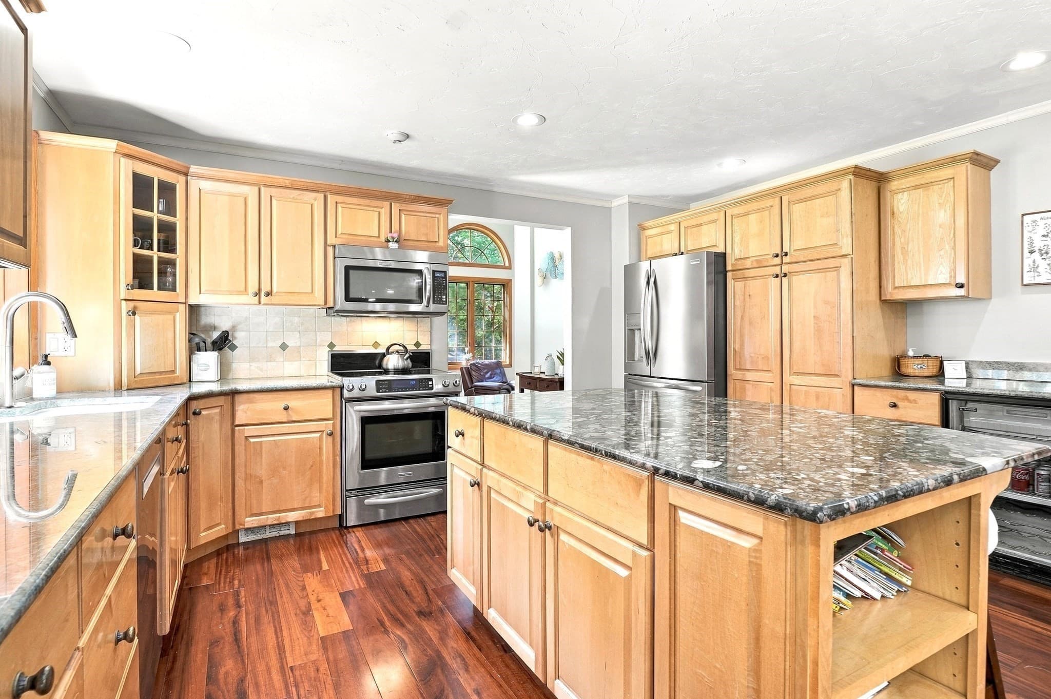 Single Family Residence at 13 Woodland Drive, Paxton MA 01612, Paxton, photo 12 of 41
