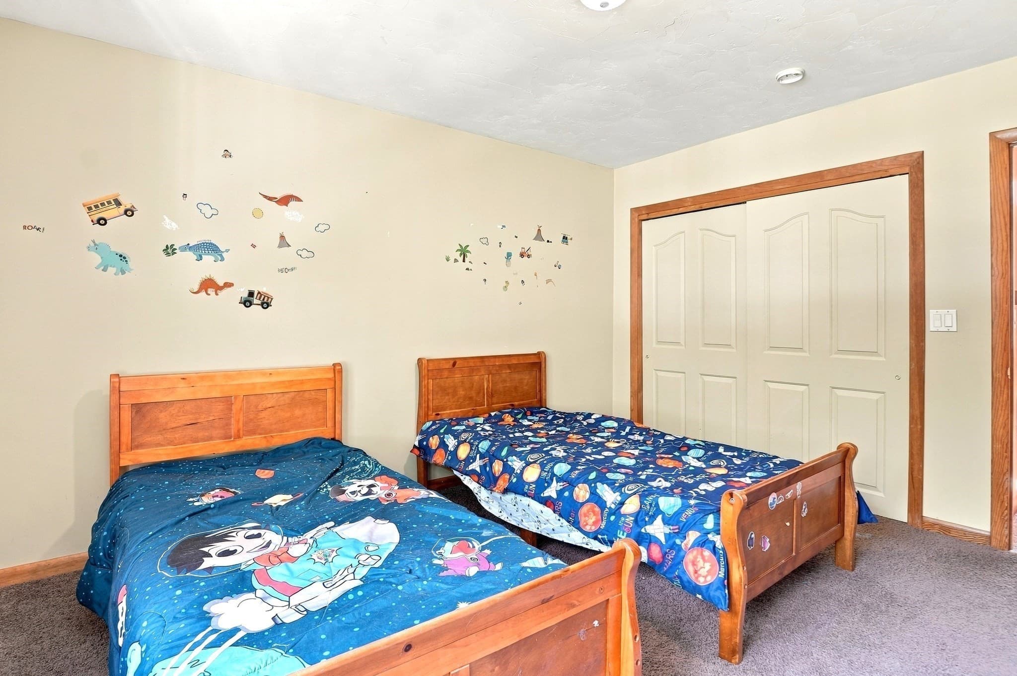 Single Family Residence at 13 Woodland Drive, Paxton MA 01612, Paxton, photo 31 of 41