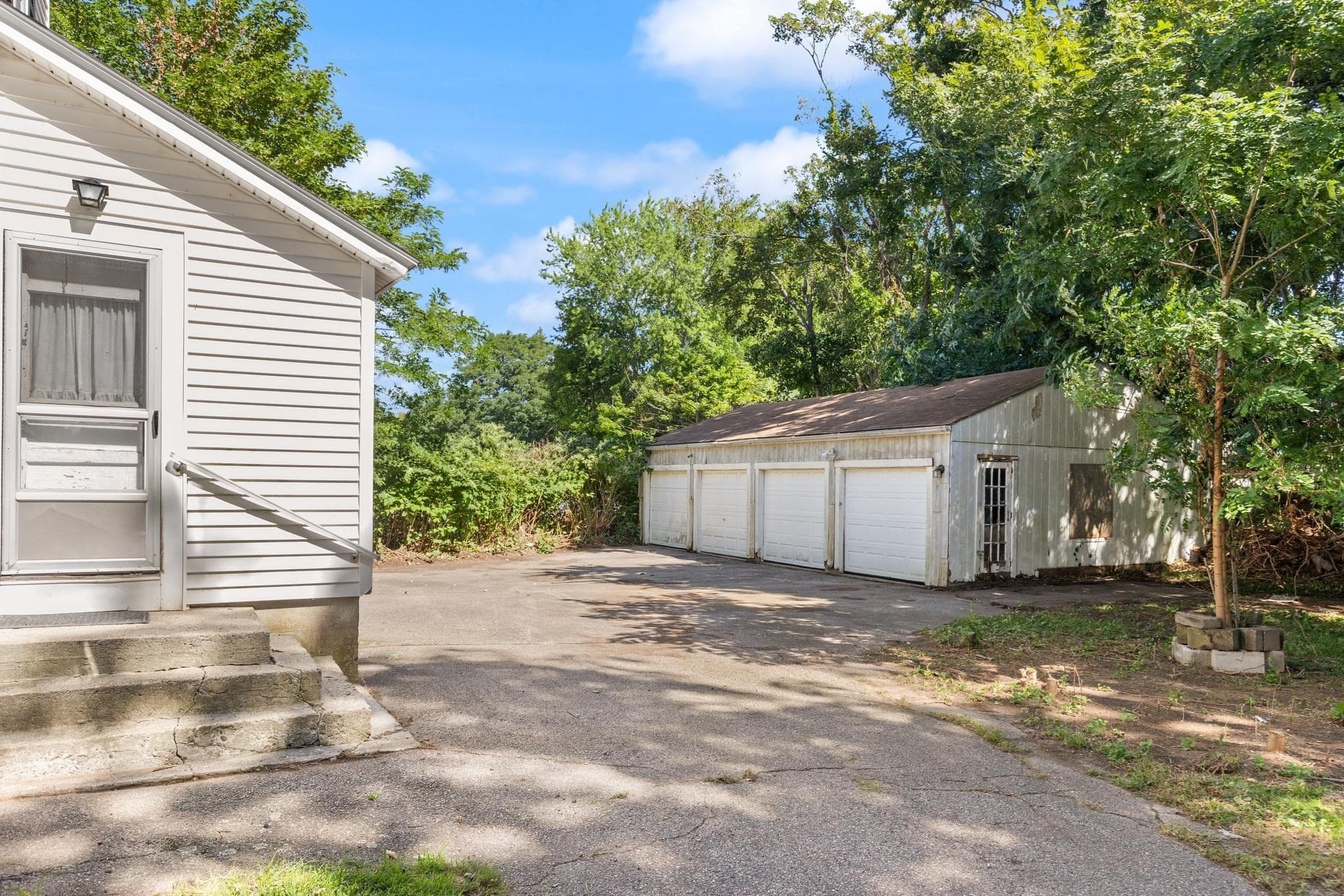 Single Family Residence at 51 Underwood Ln, Middletown RI 02842, Middletown, photo 29 of 31