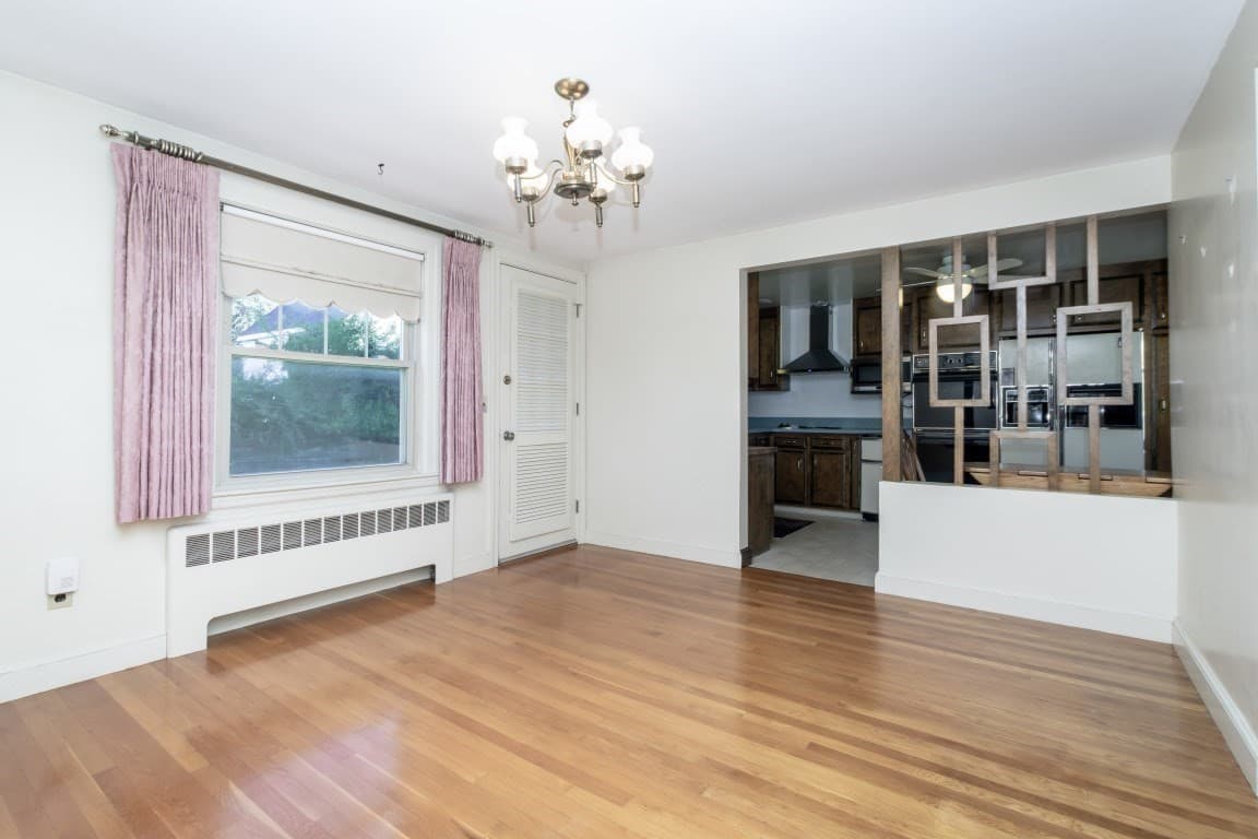 Single Family Residence at 6 Albert St, Waltham MA 02453, Waltham, photo 6 of 27