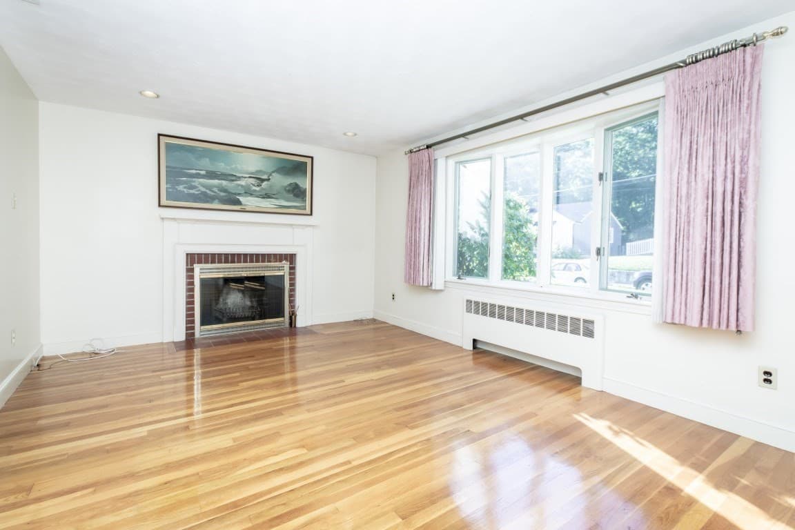 Single Family Residence at 6 Albert St, Waltham MA 02453, Waltham, photo 3 of 27