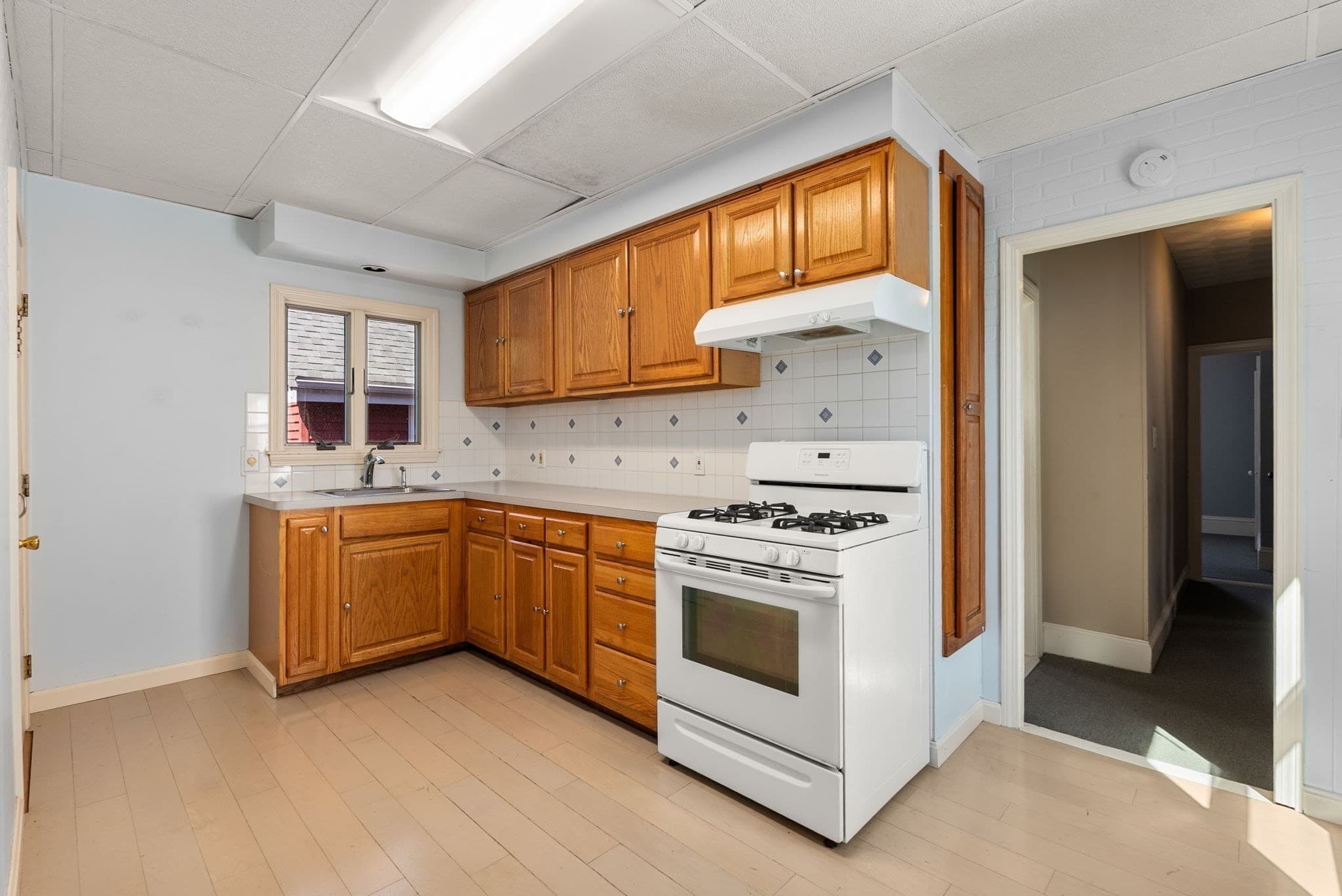 Multi Family at 3 School Street, Norwood MA 02062, Norwood, photo 15 of 32