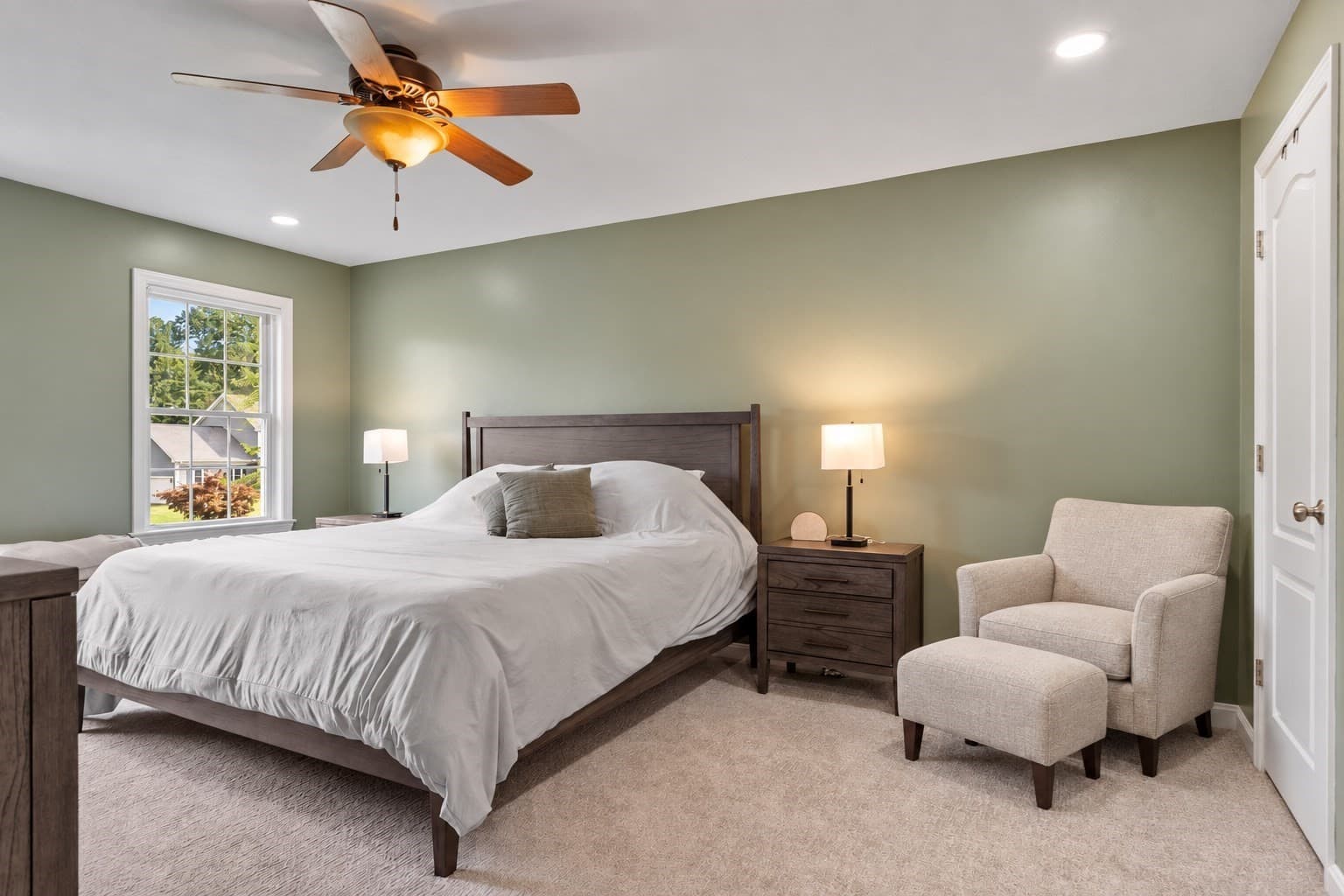 Single Family Residence at 107 Summit Dr, East Bridgewater MA 02333, East Bridgewater, photo 18 of 42