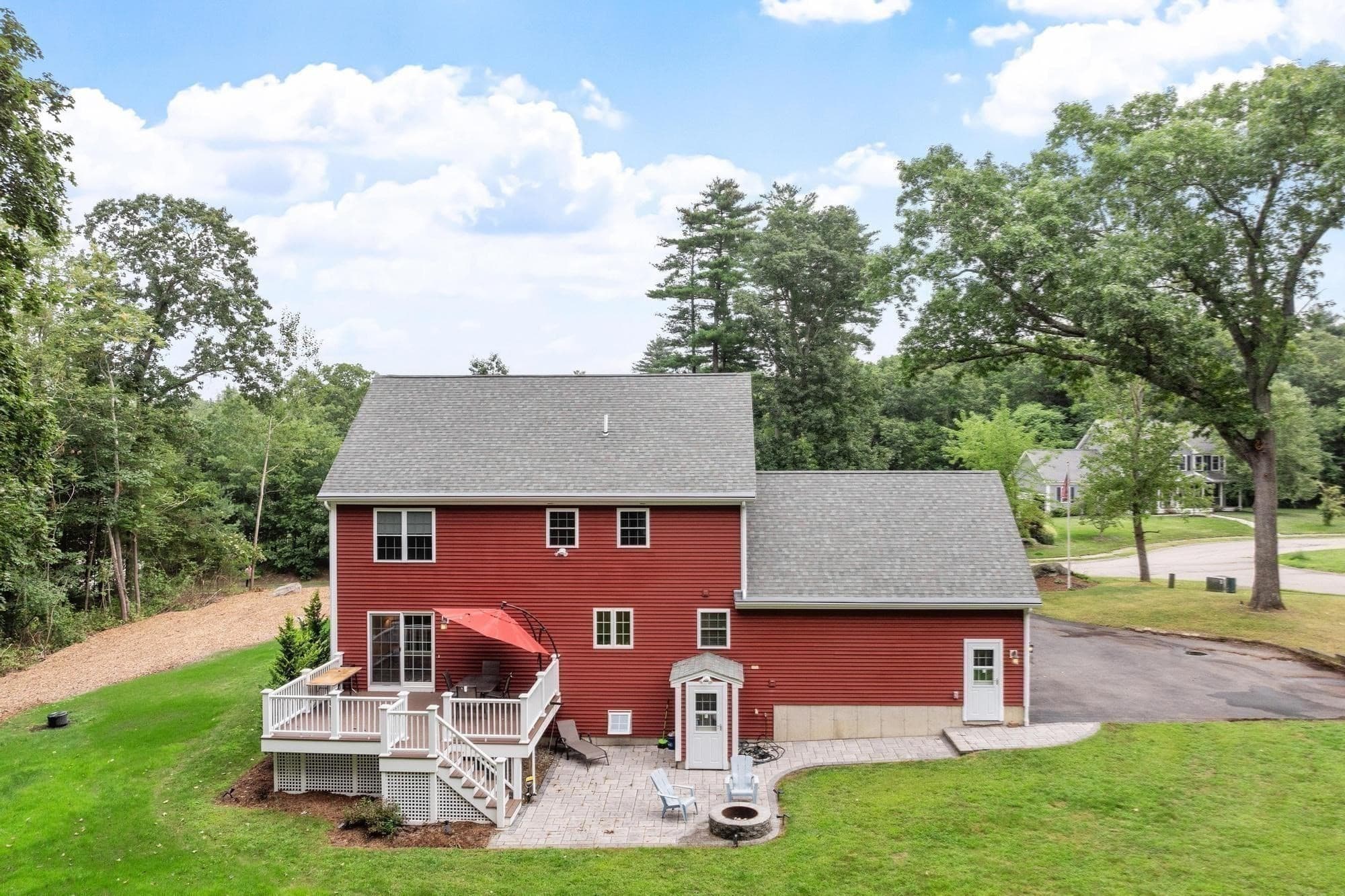 Single Family Residence at 107 Summit Dr, East Bridgewater MA 02333, East Bridgewater, photo 37 of 42