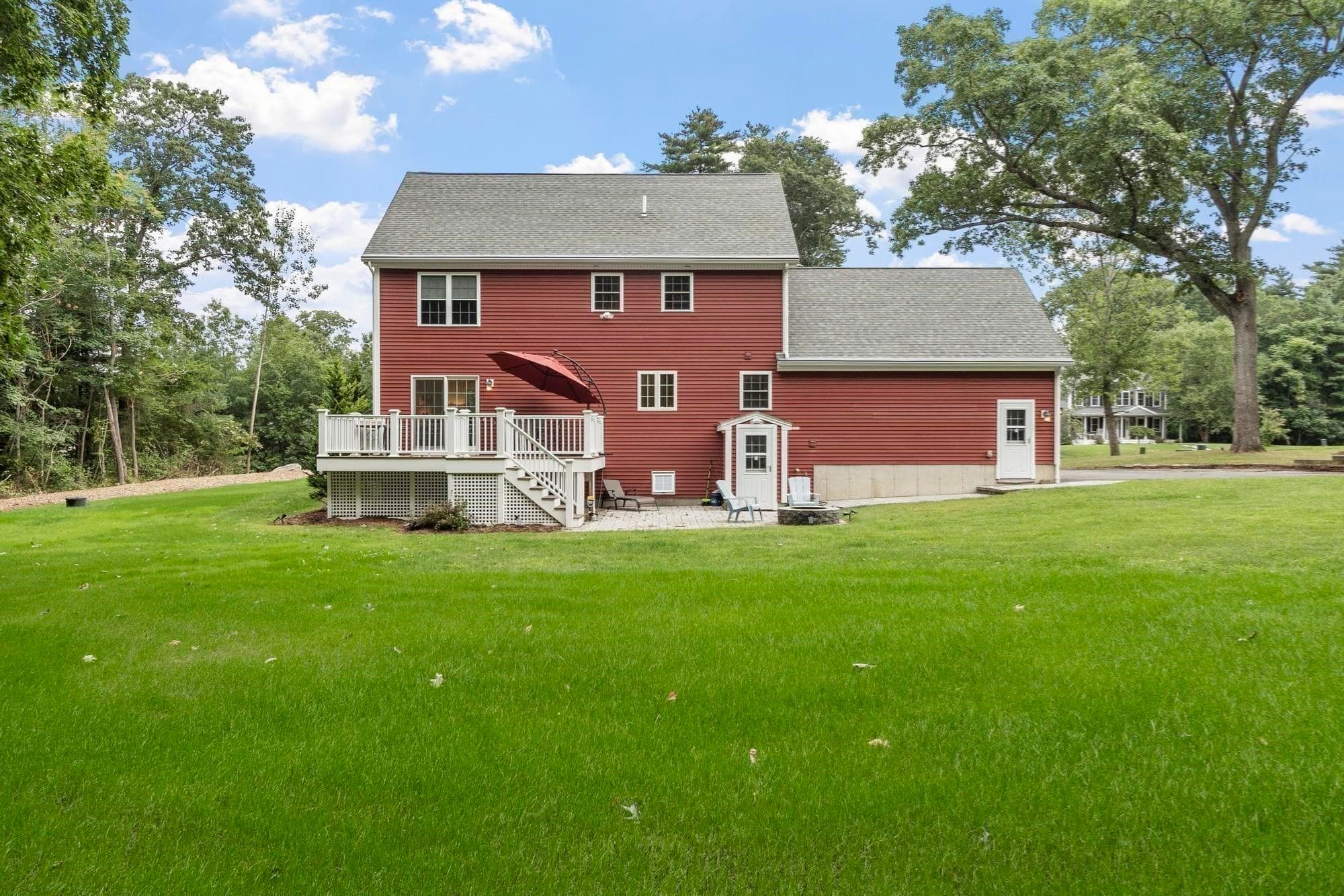 Single Family Residence at 107 Summit Dr, East Bridgewater MA 02333, East Bridgewater, photo 35 of 42
