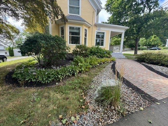 Single Family Residence at 8 Winthrop St, Danvers MA 01923, Danvers, photo 2 of 42