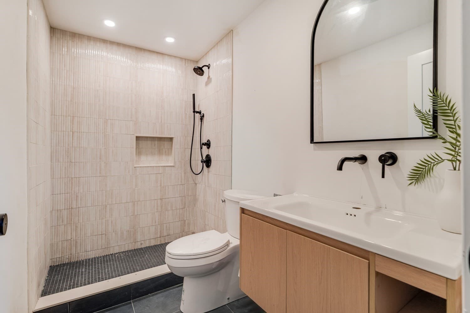 Condominium at 11 Lothrop St # 11, Boston MA 02135, photo 36 of 39
